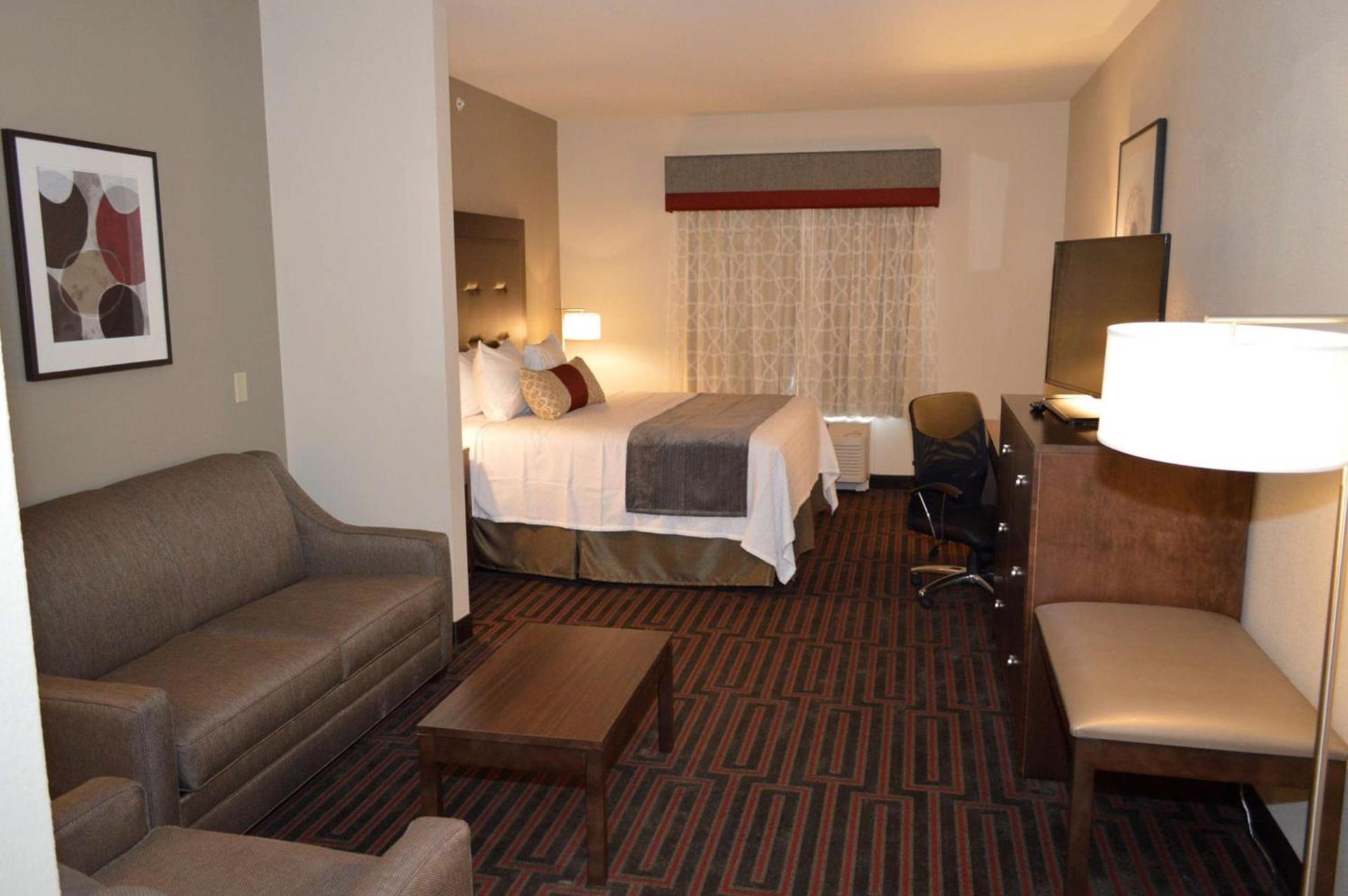 Best Western Plus Stevens County Inn photo 10