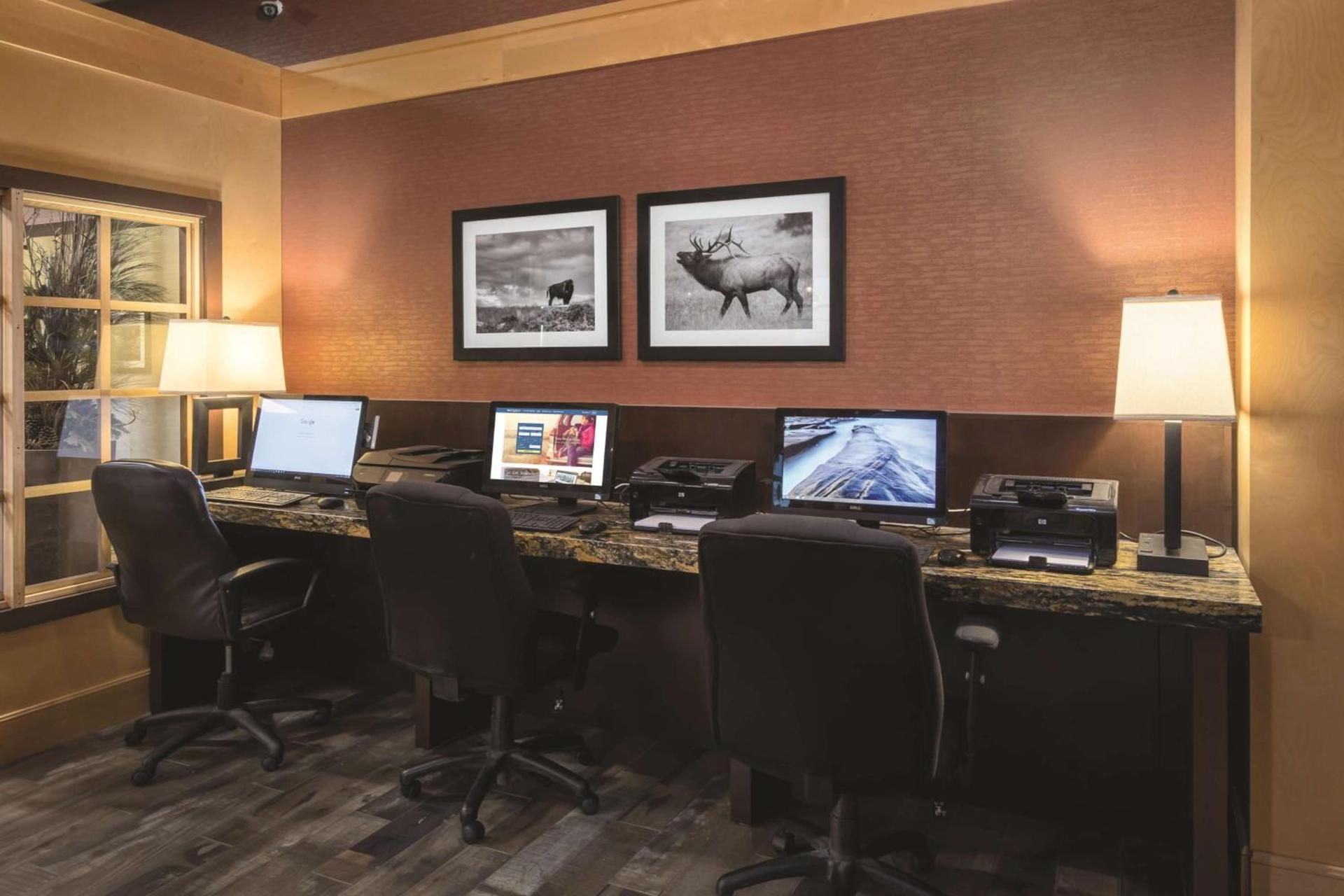 Best Western Ramkota Hotel photo 21