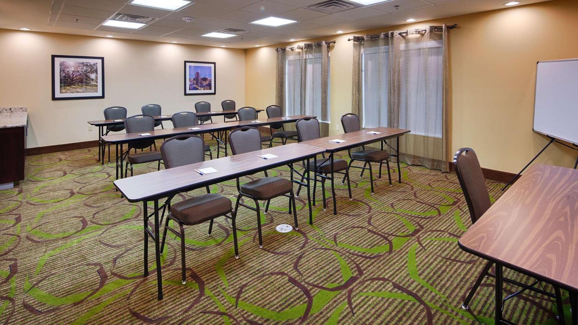 Best Western Plus New Orleans Airport Hotel photo 20