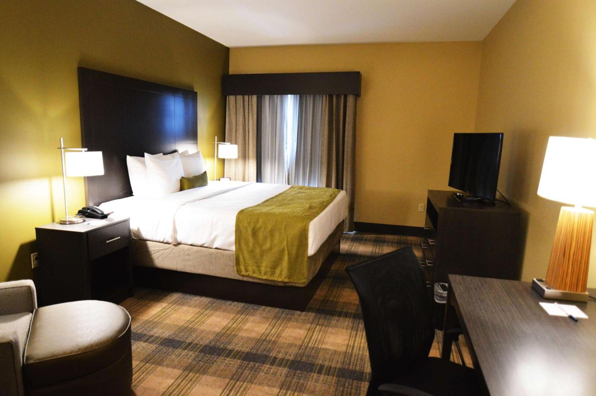 Best Western Plus New Orleans Airport Hotel photo 12