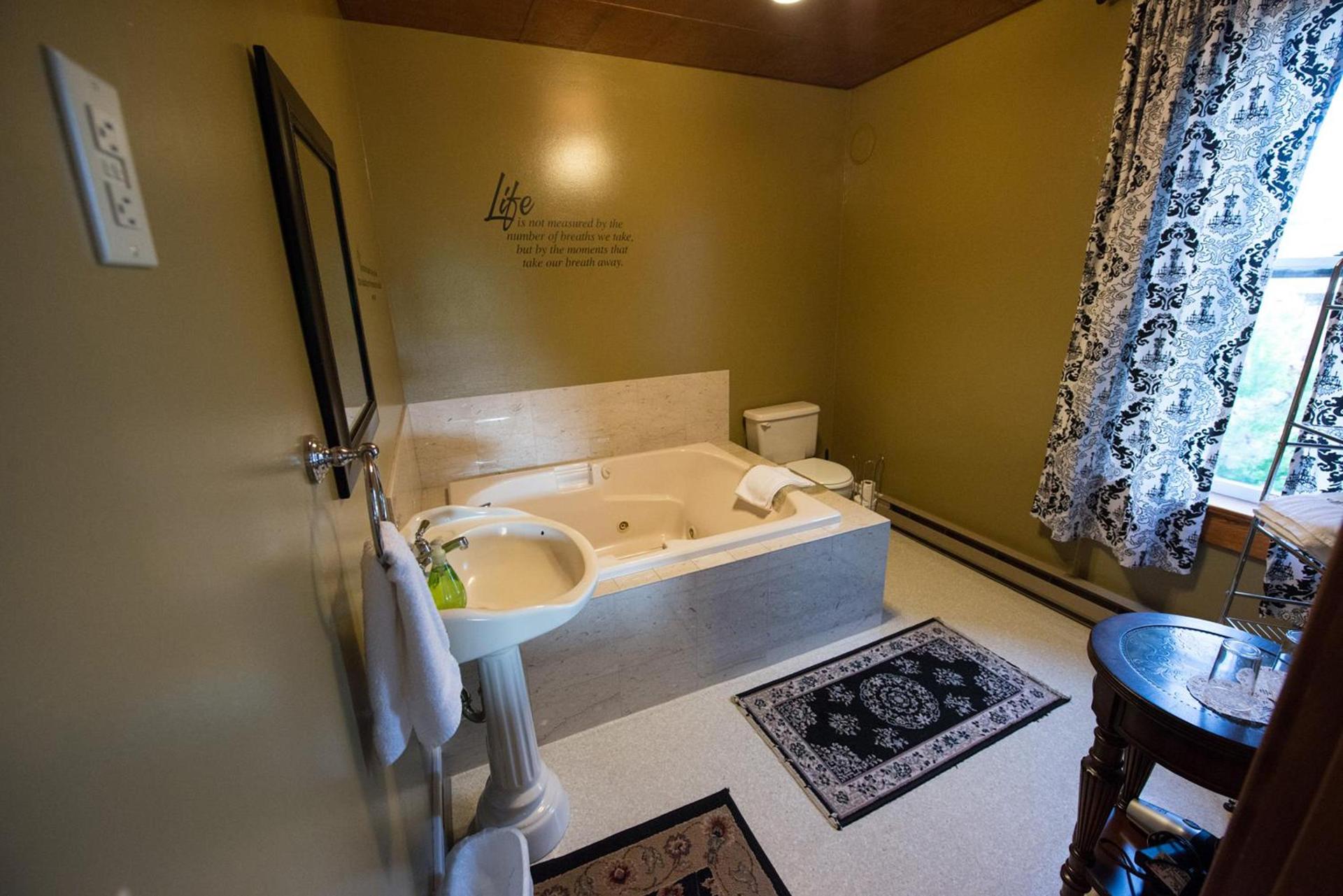Balch Hotel photo 20