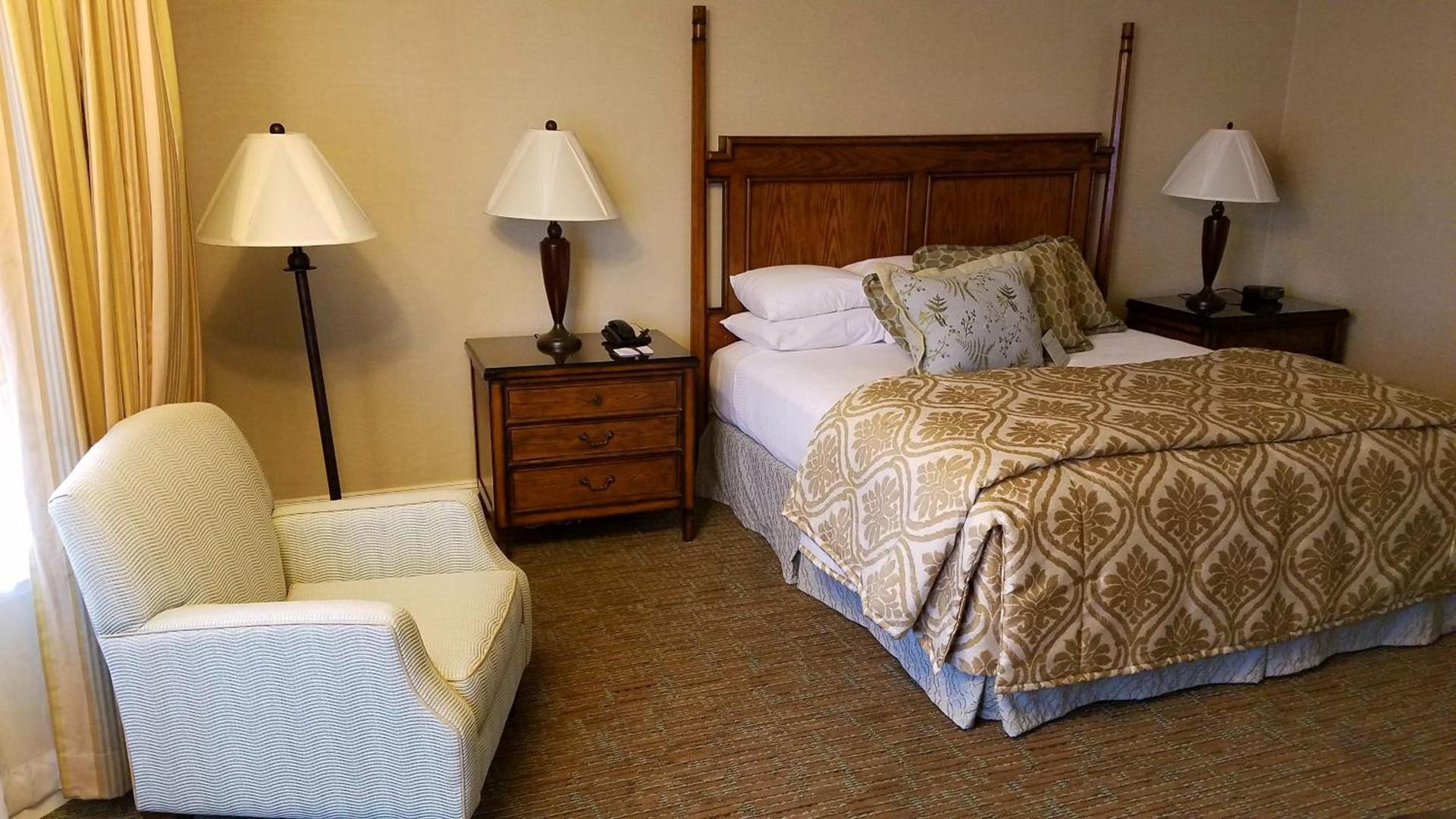 Chelsea Inn photo 52