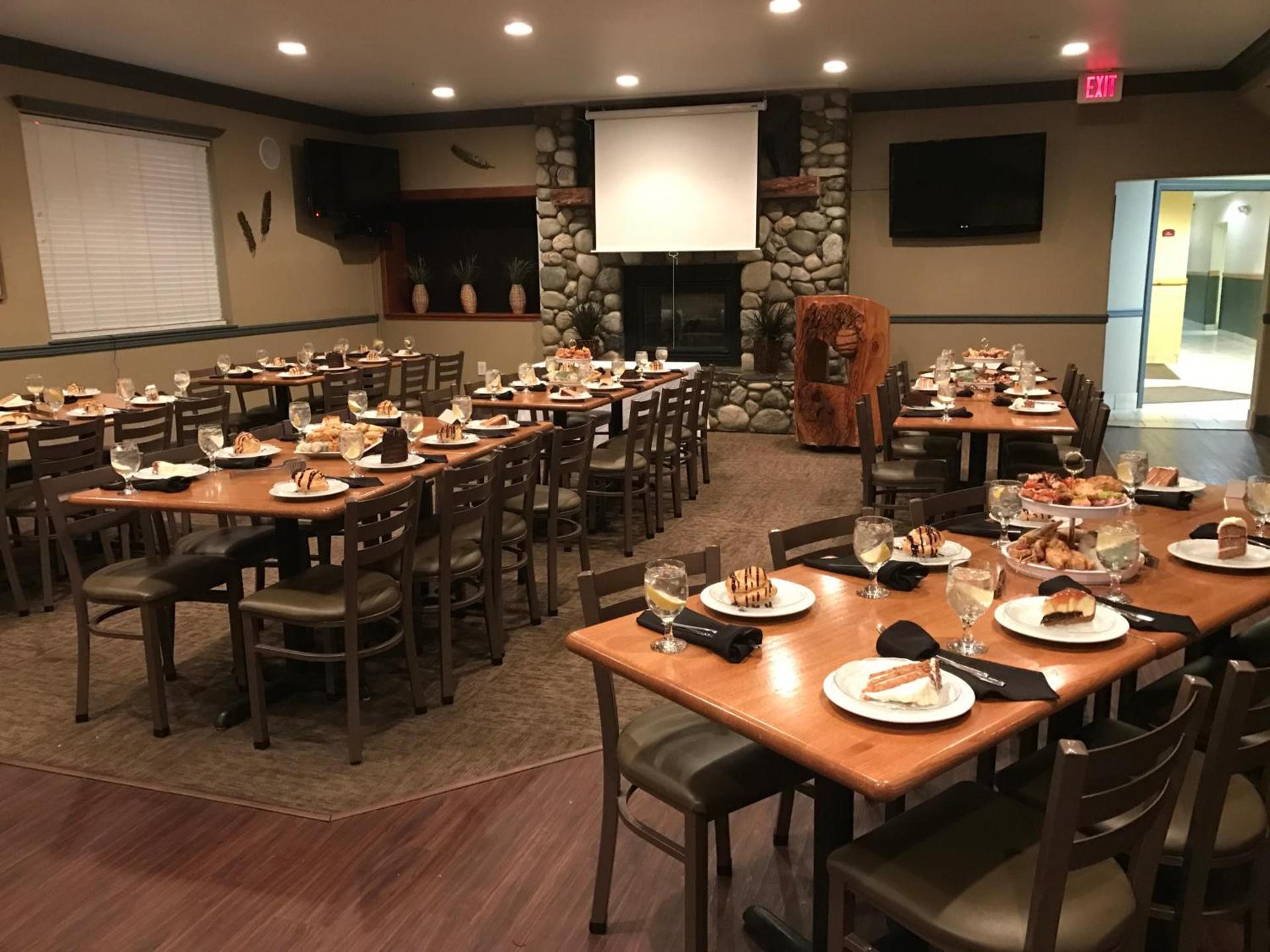 Grand View Inn & Suites photo 21