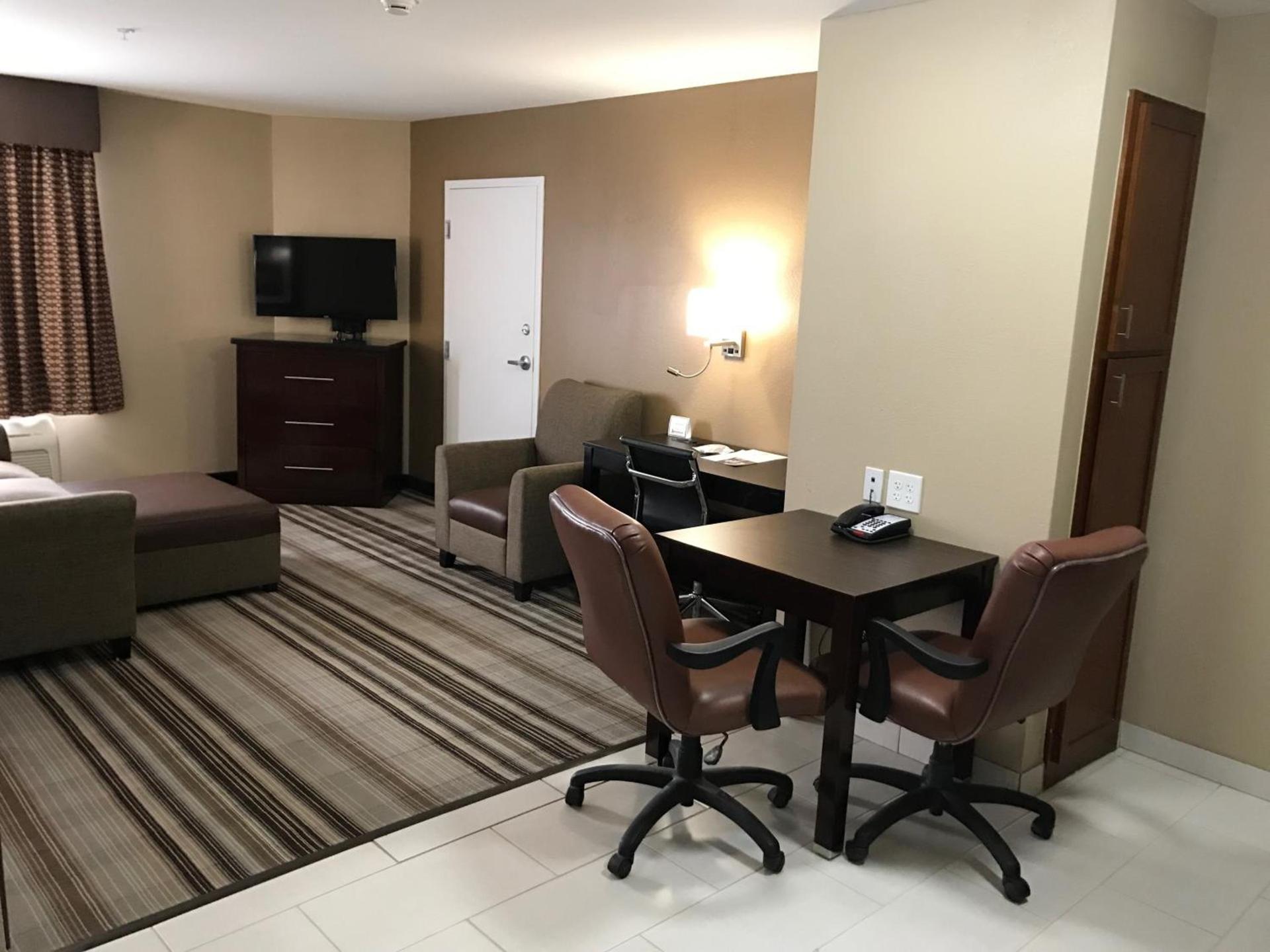 Best Western Plus Crawfordsville Hotel photo 32