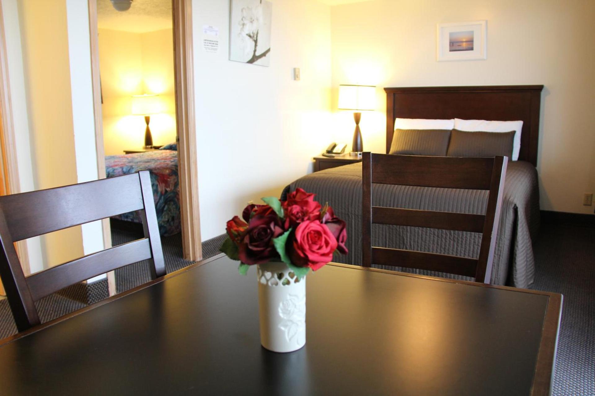 Sunset Surf Motel photo 22
