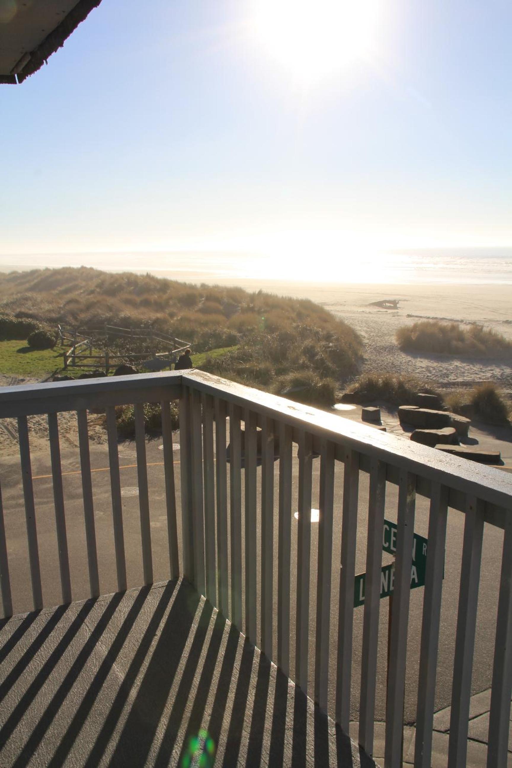Sunset Surf Motel photo 15