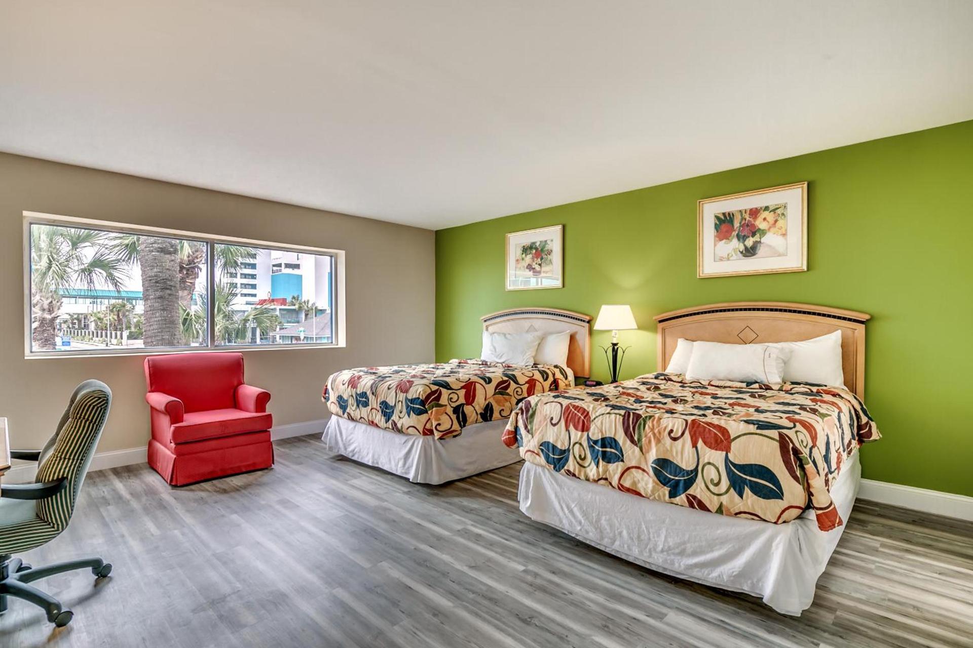 Beachcomber Inn & Suites photo 11