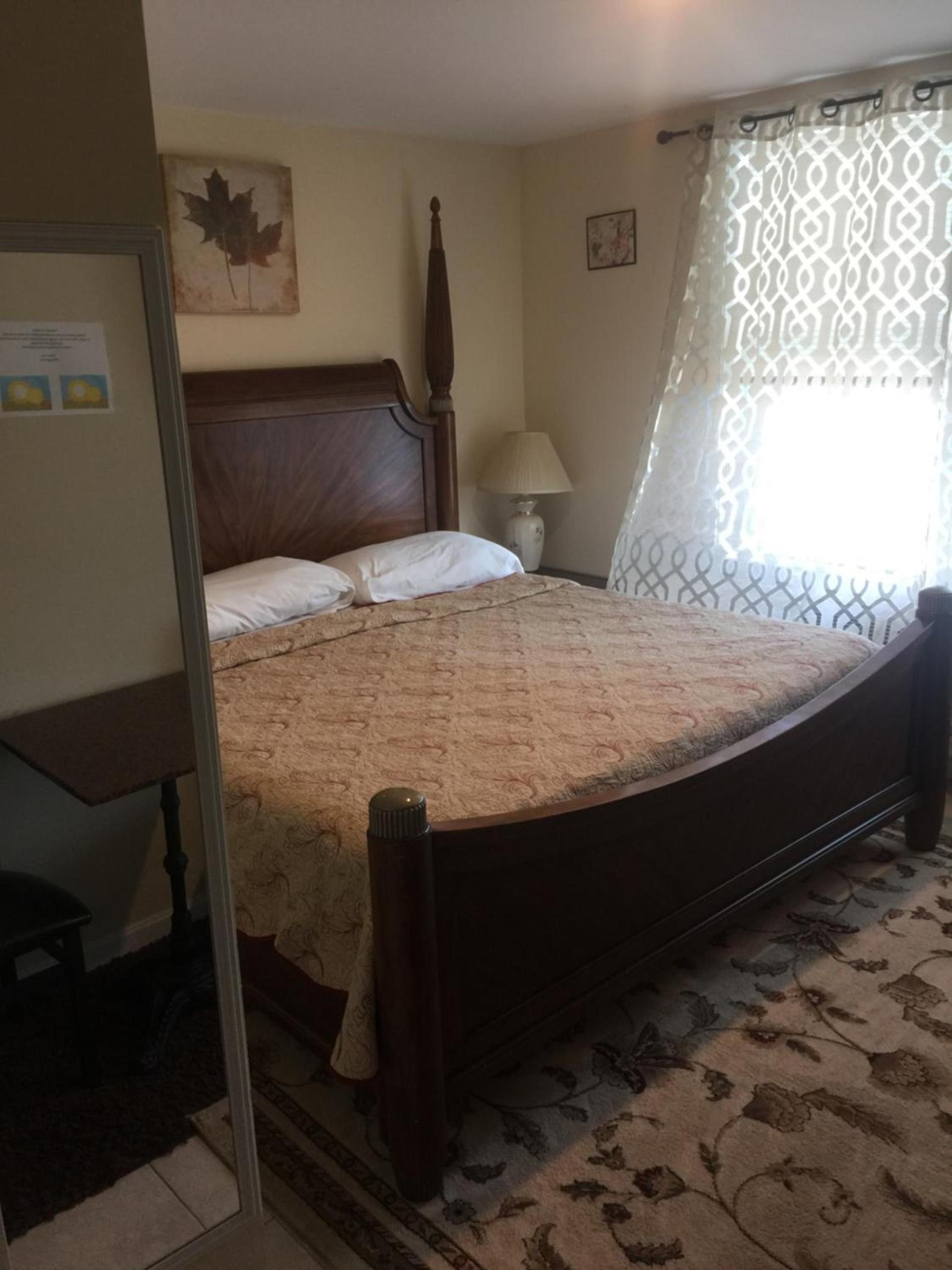 Misquamicut Beach Front Inn photo 18