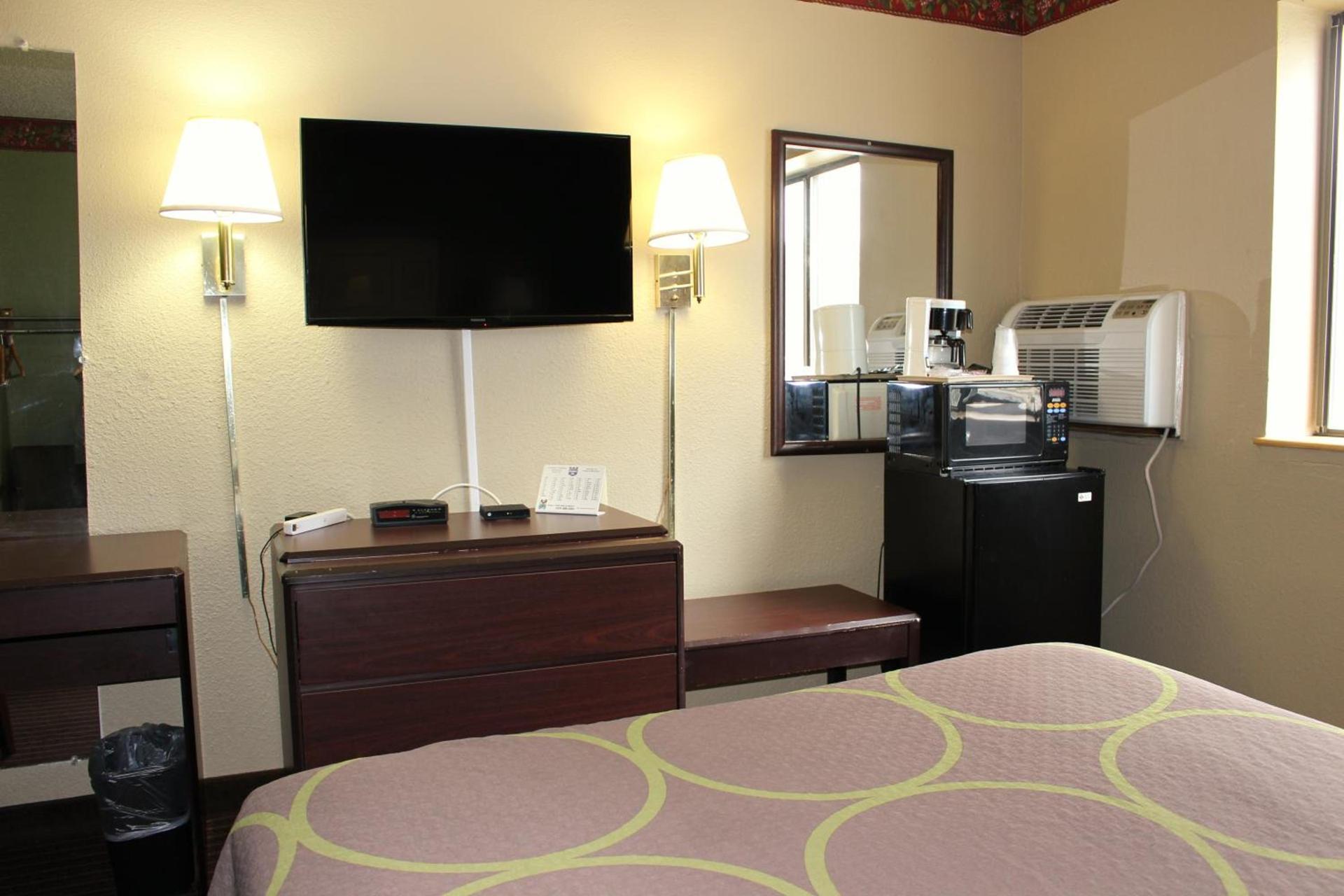 Knights Inn Albany photo 11
