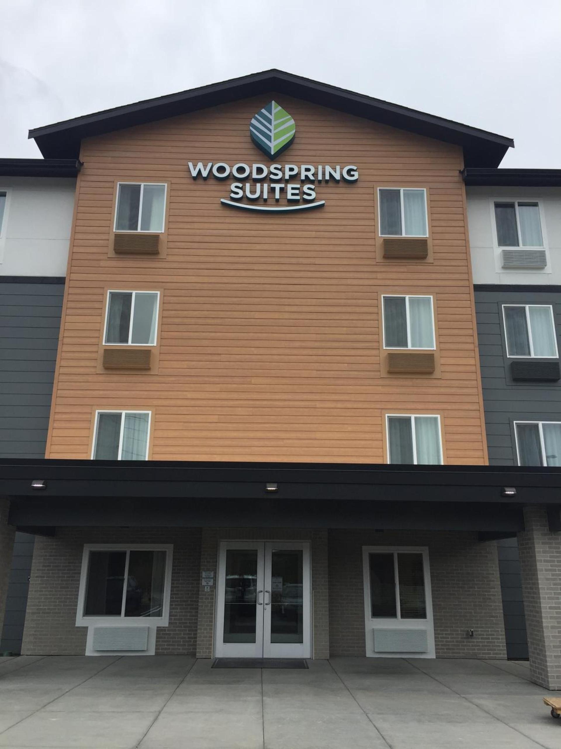 WoodSpring Suites Seattle Everett photo 20