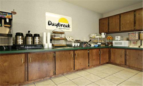 Days Inn by Wyndham Enterprise photo 18