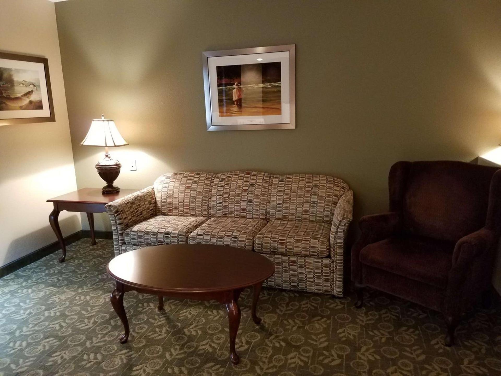 Best Western Salbasgeon Inn & Suites photo 31