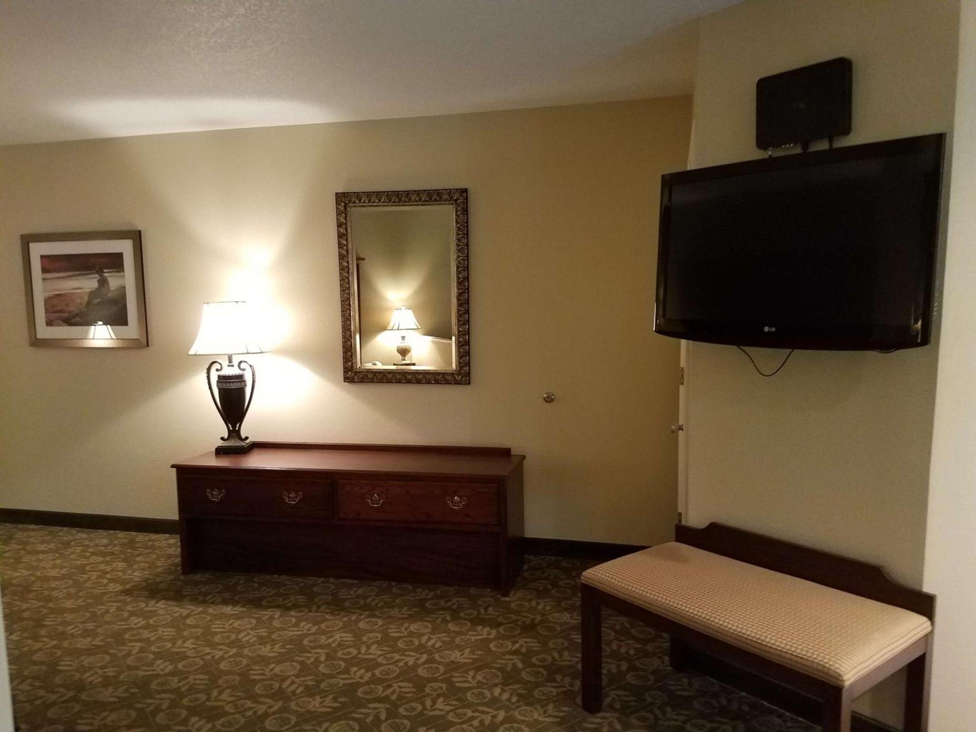 Best Western Salbasgeon Inn & Suites photo 32