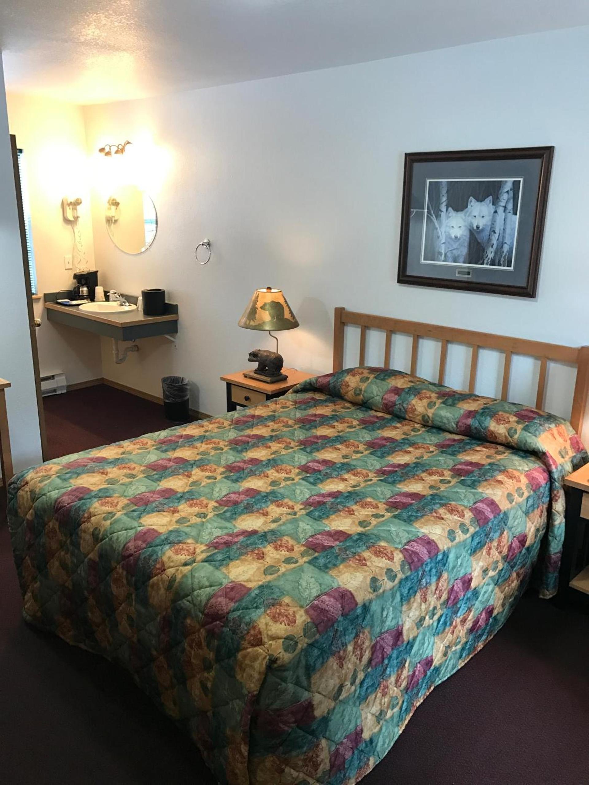 Harborview Inn photo 5
