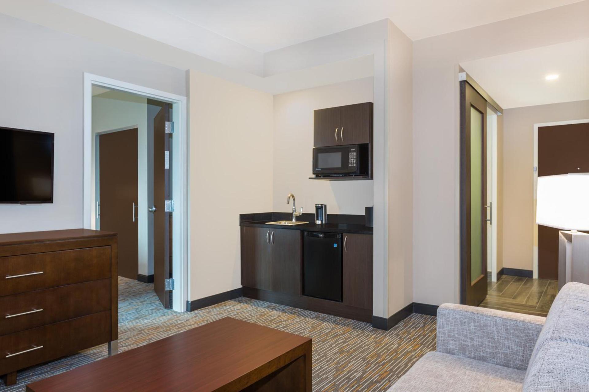 Wingate by Wyndham Miami Airport photo 10