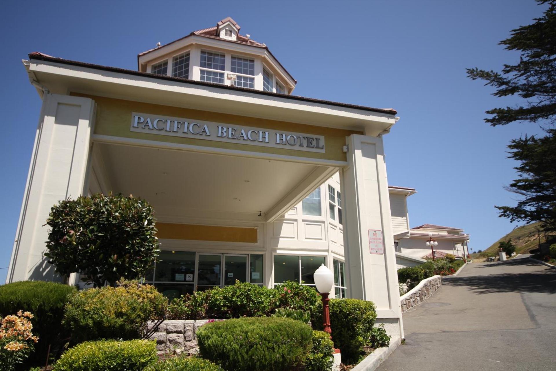 Pacifica Beach Hotel photo 22