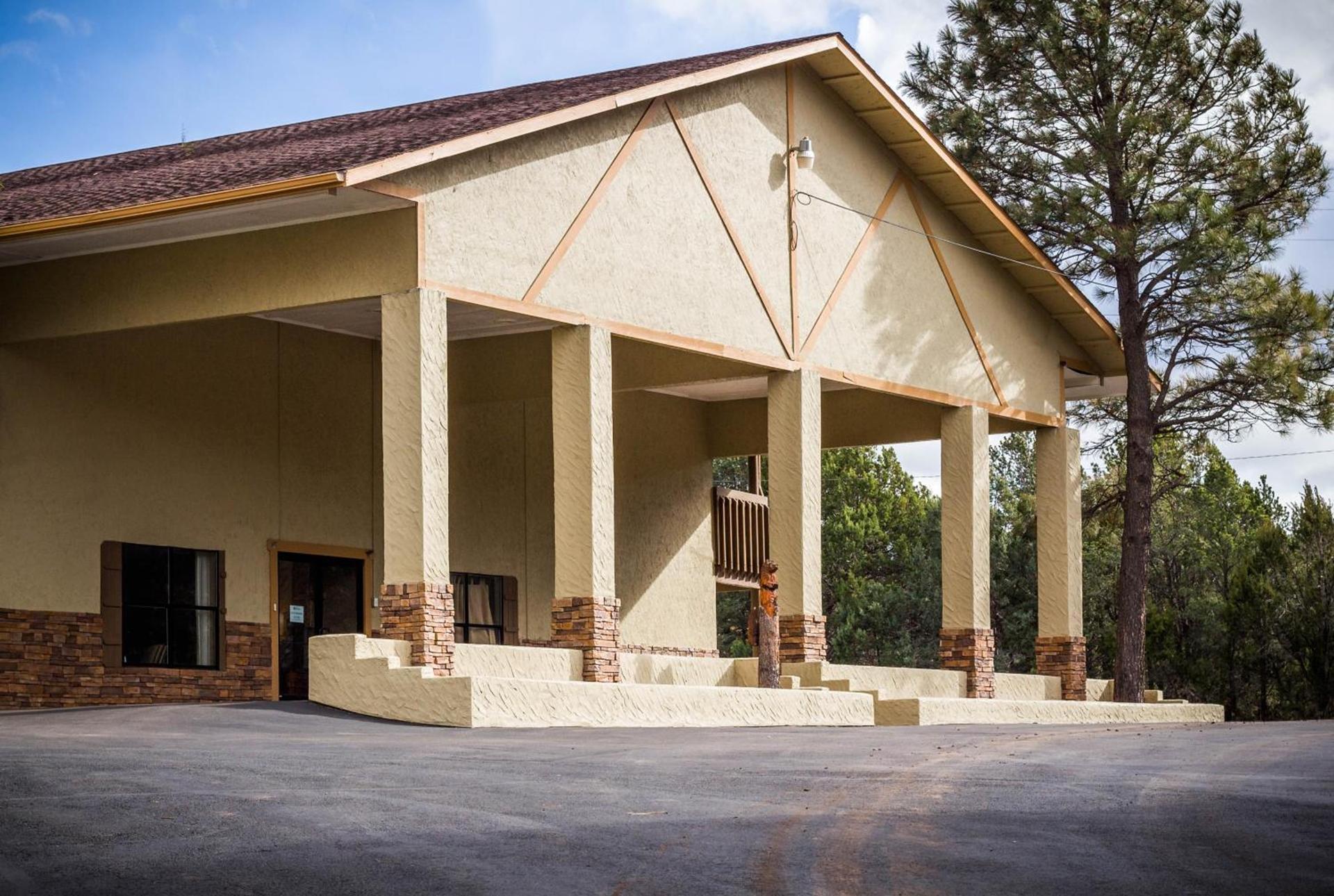 Best Western Pine Springs Inn photo 28