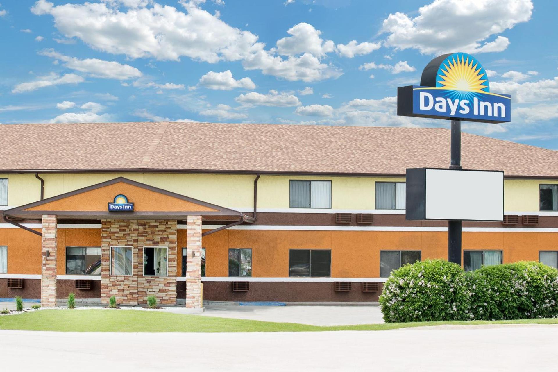 Days Inn by Wyndham York photo 33