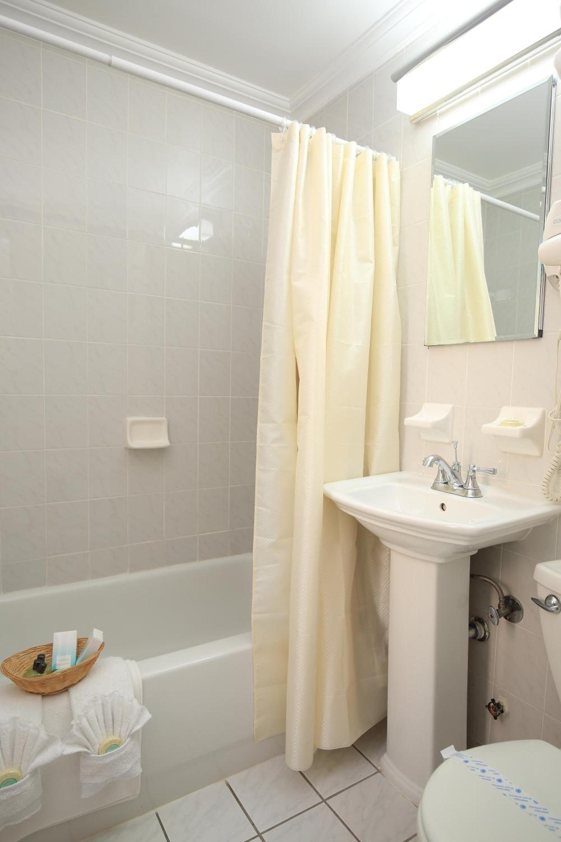 Radio City Apartments photo 8