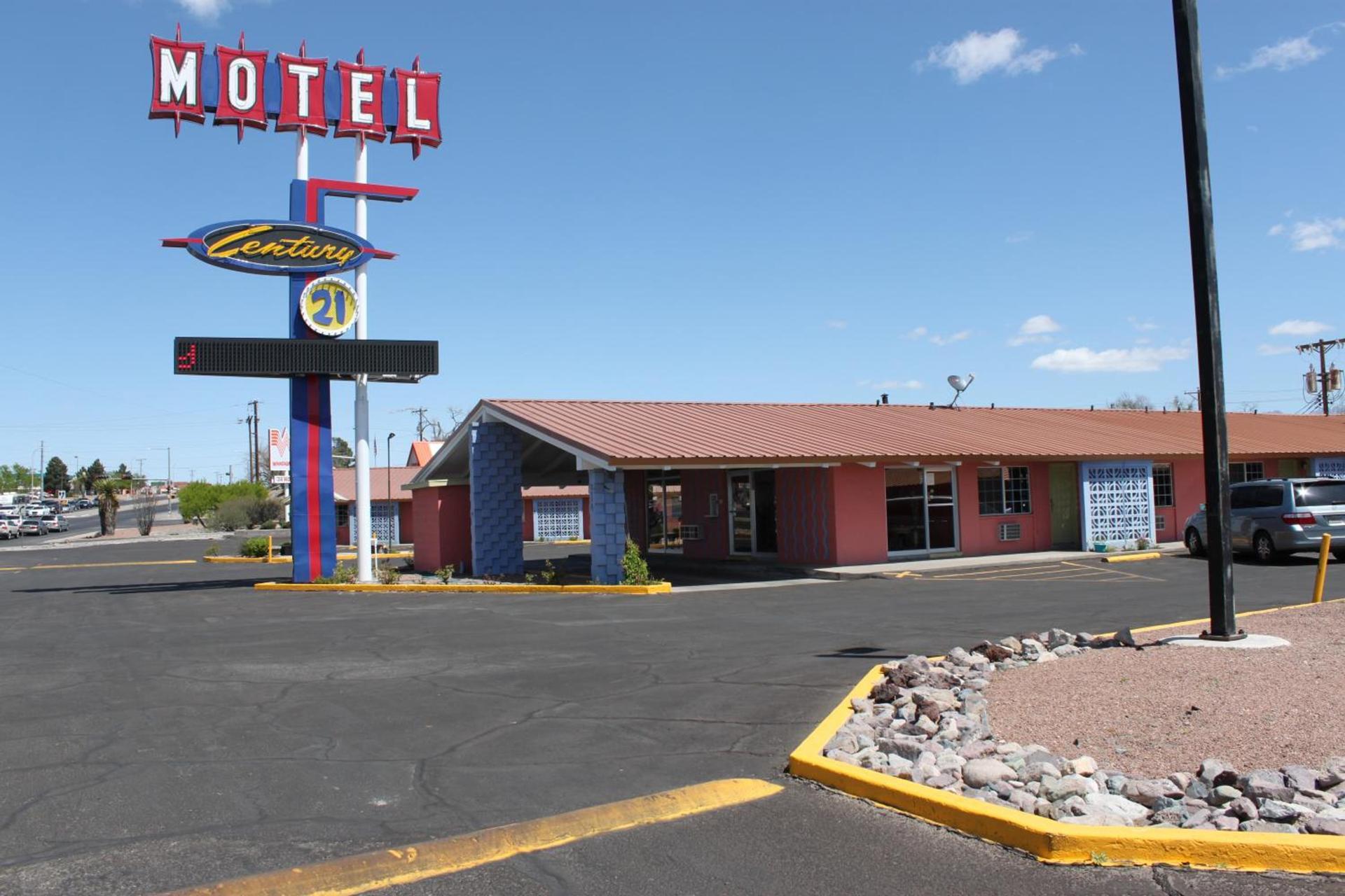 Century 21 Motel photo 31