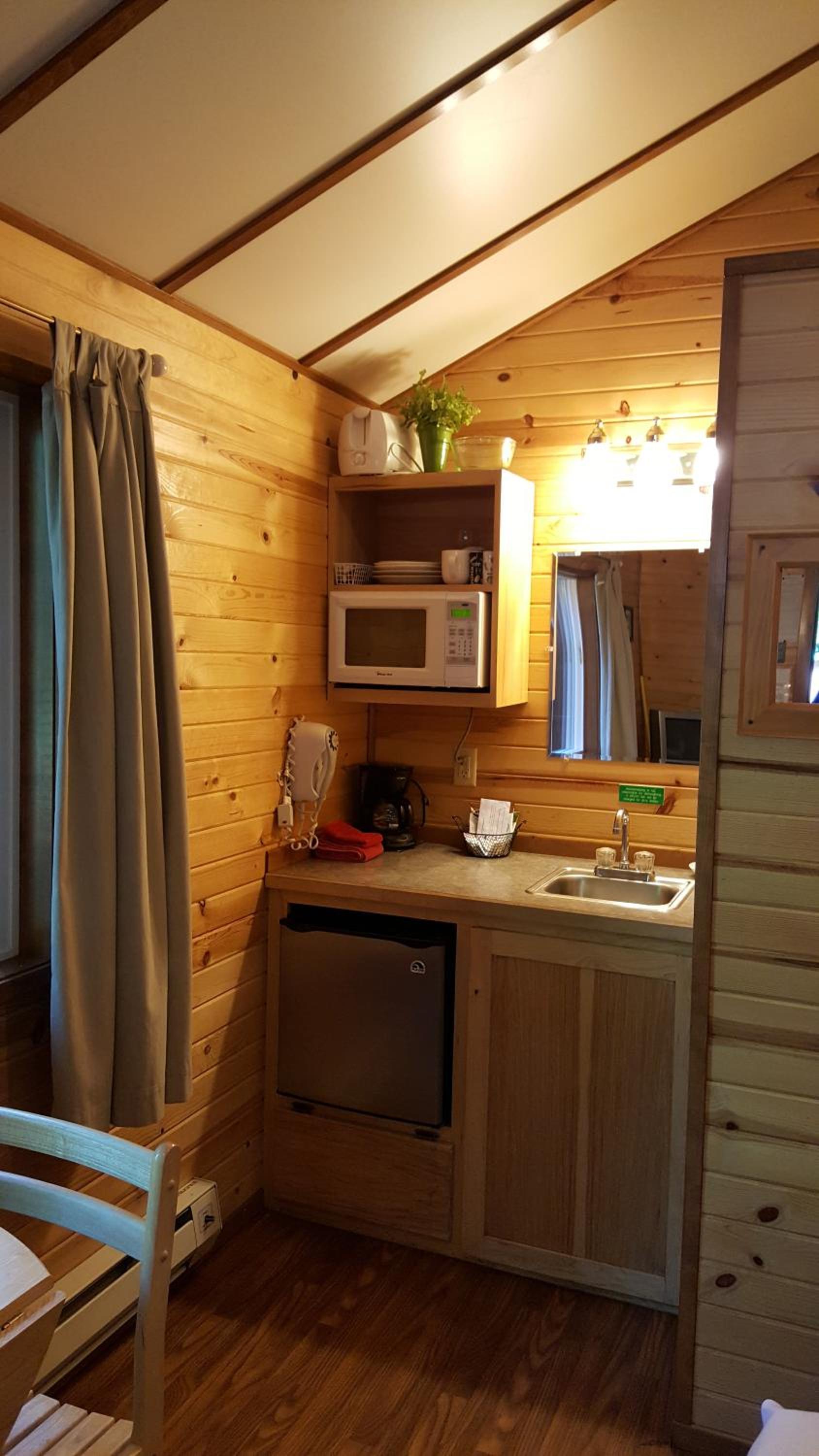 Emerald Forest Cabins photo 54