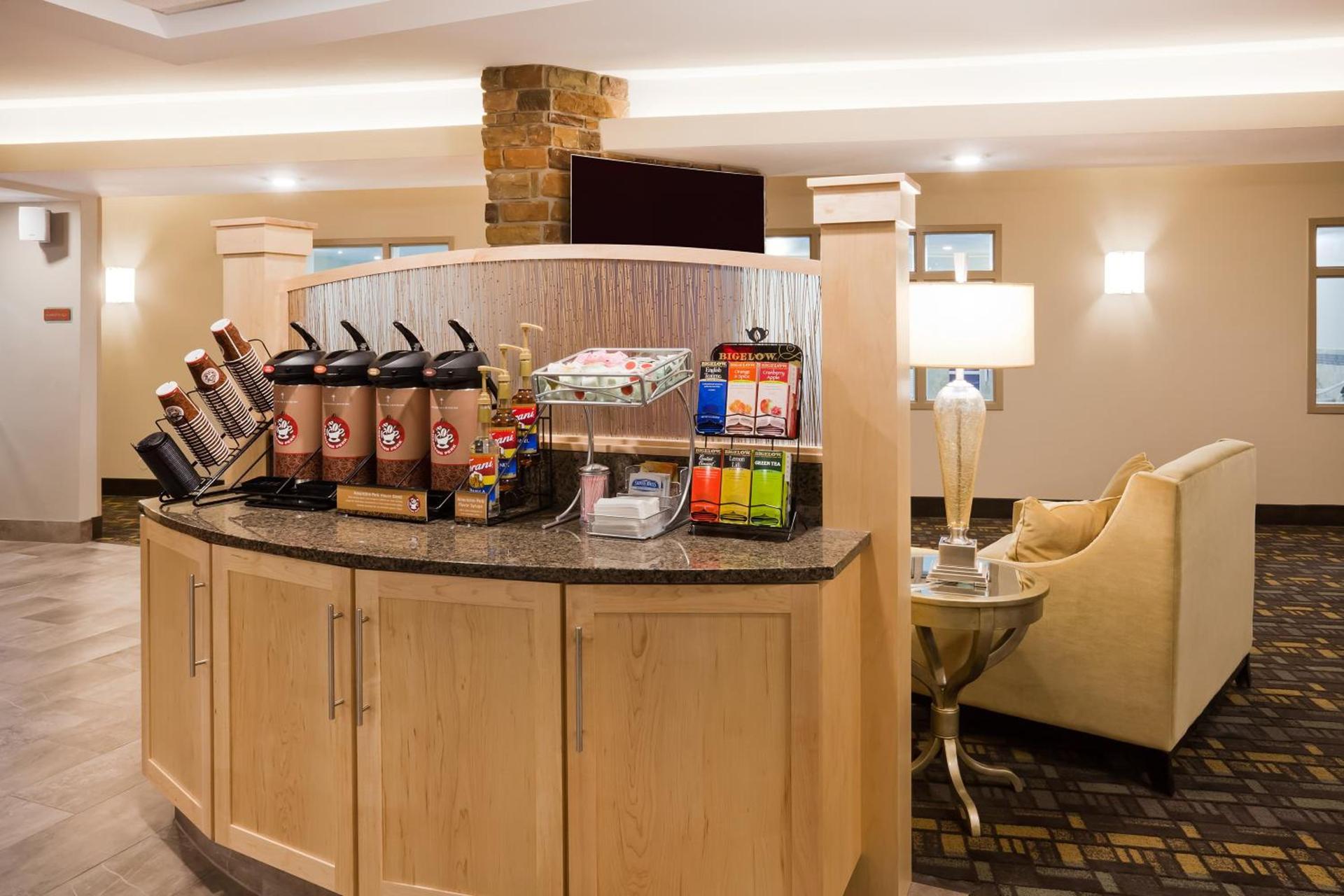 AmericInn by Wyndham DeWitt photo 48