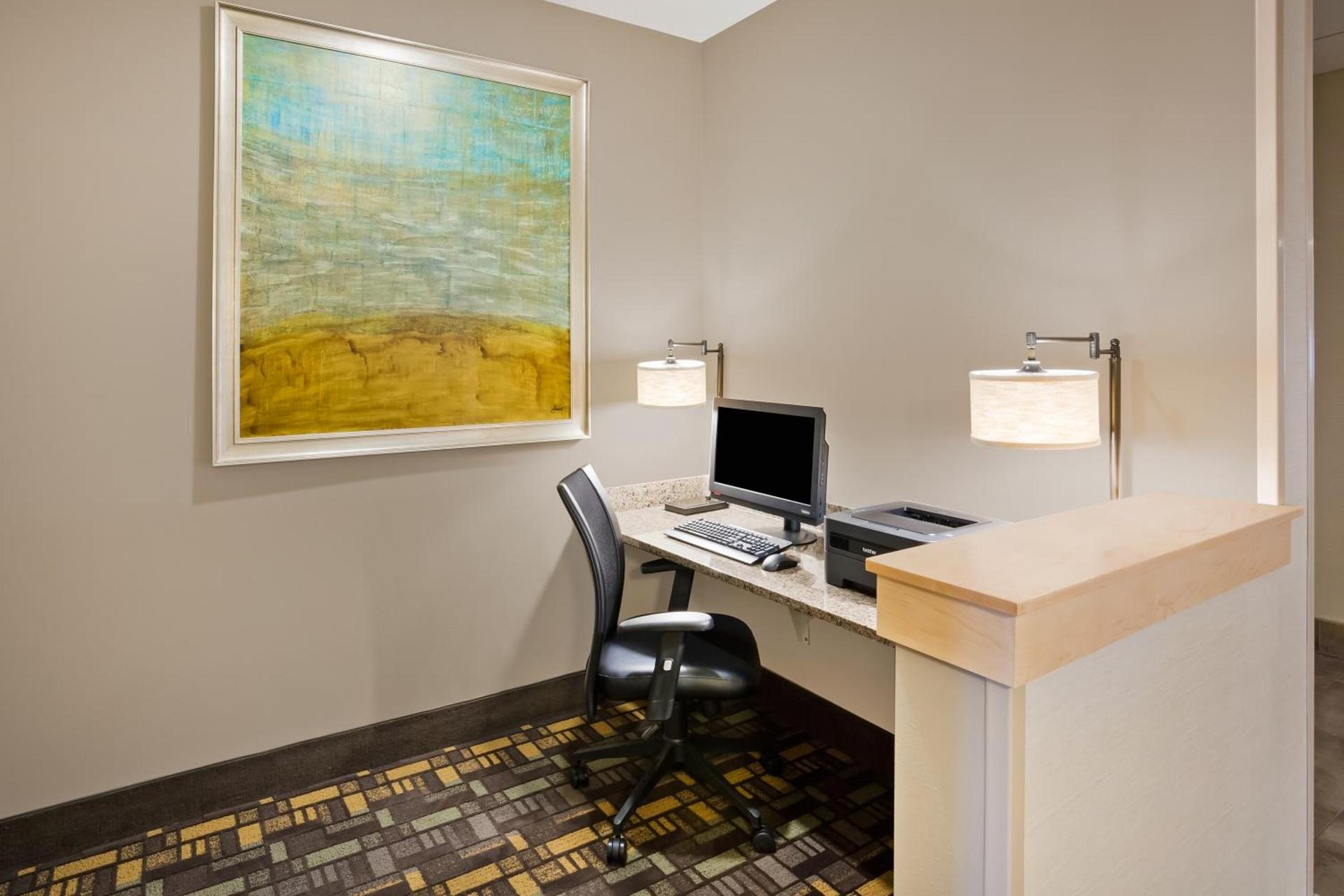 AmericInn by Wyndham DeWitt photo 49