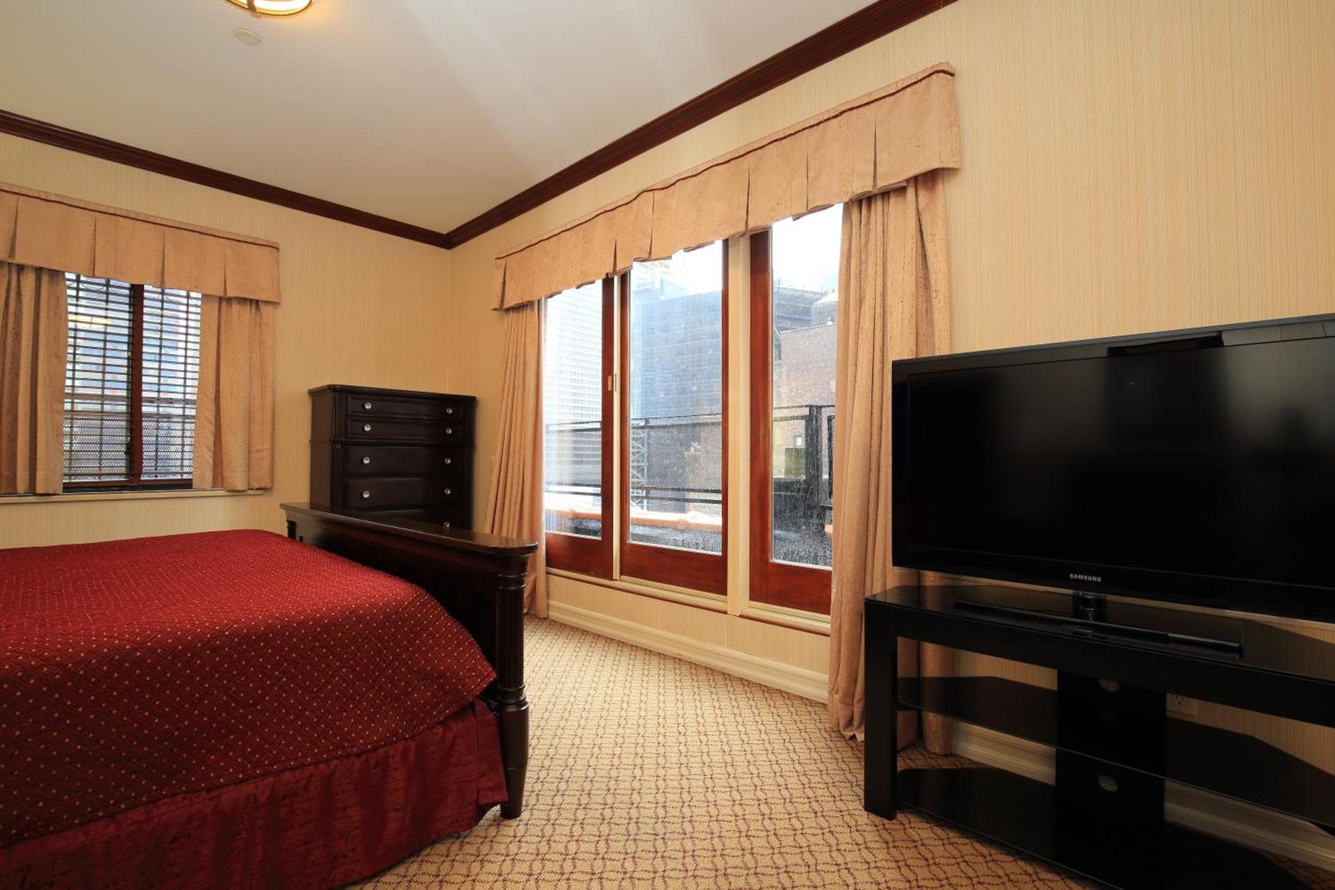 Radio City Apartments photo 4