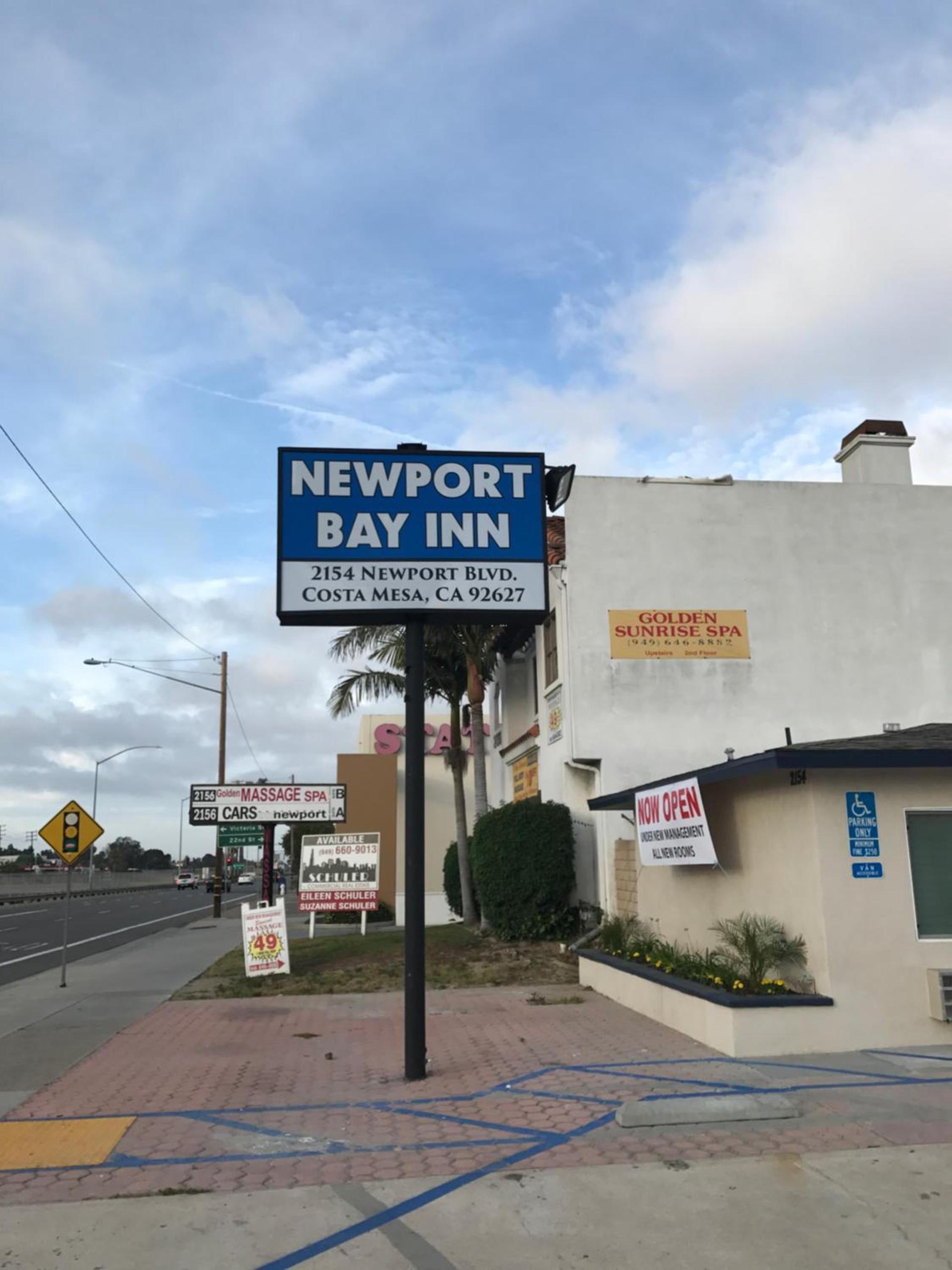 Newport Bay Inn photo 6