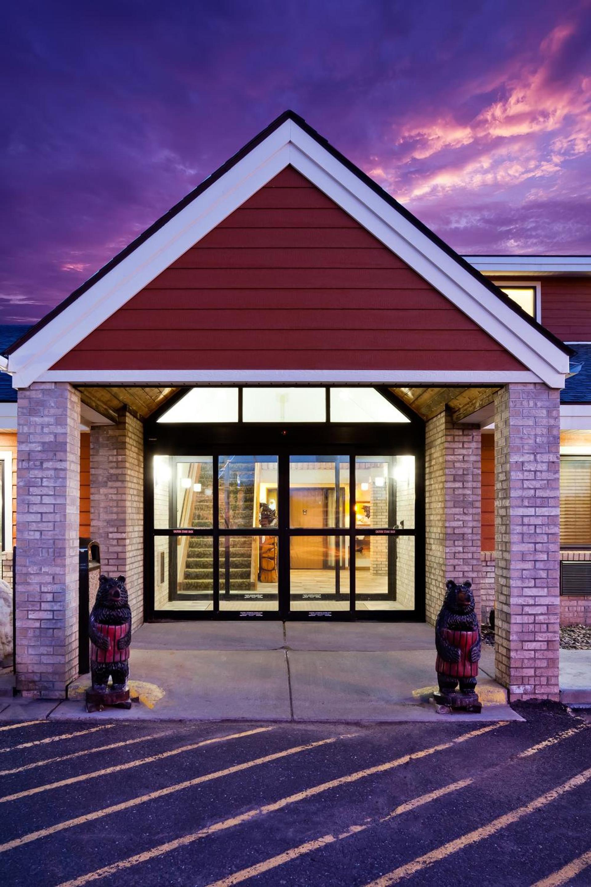 AmericInn by Wyndham Ironwood photo 32