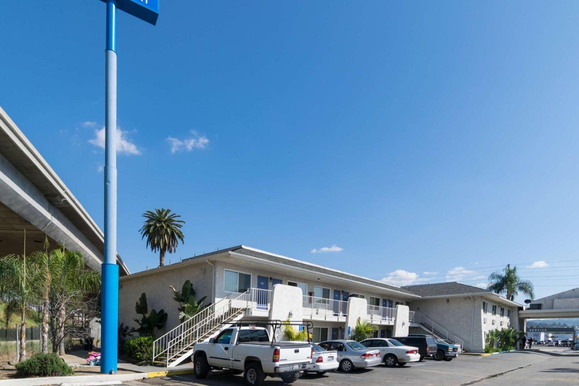 Motel 6-Redlands, CA photo 4