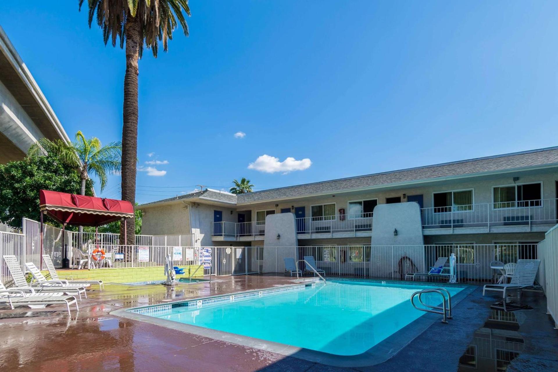 Motel 6-Redlands, CA photo 8