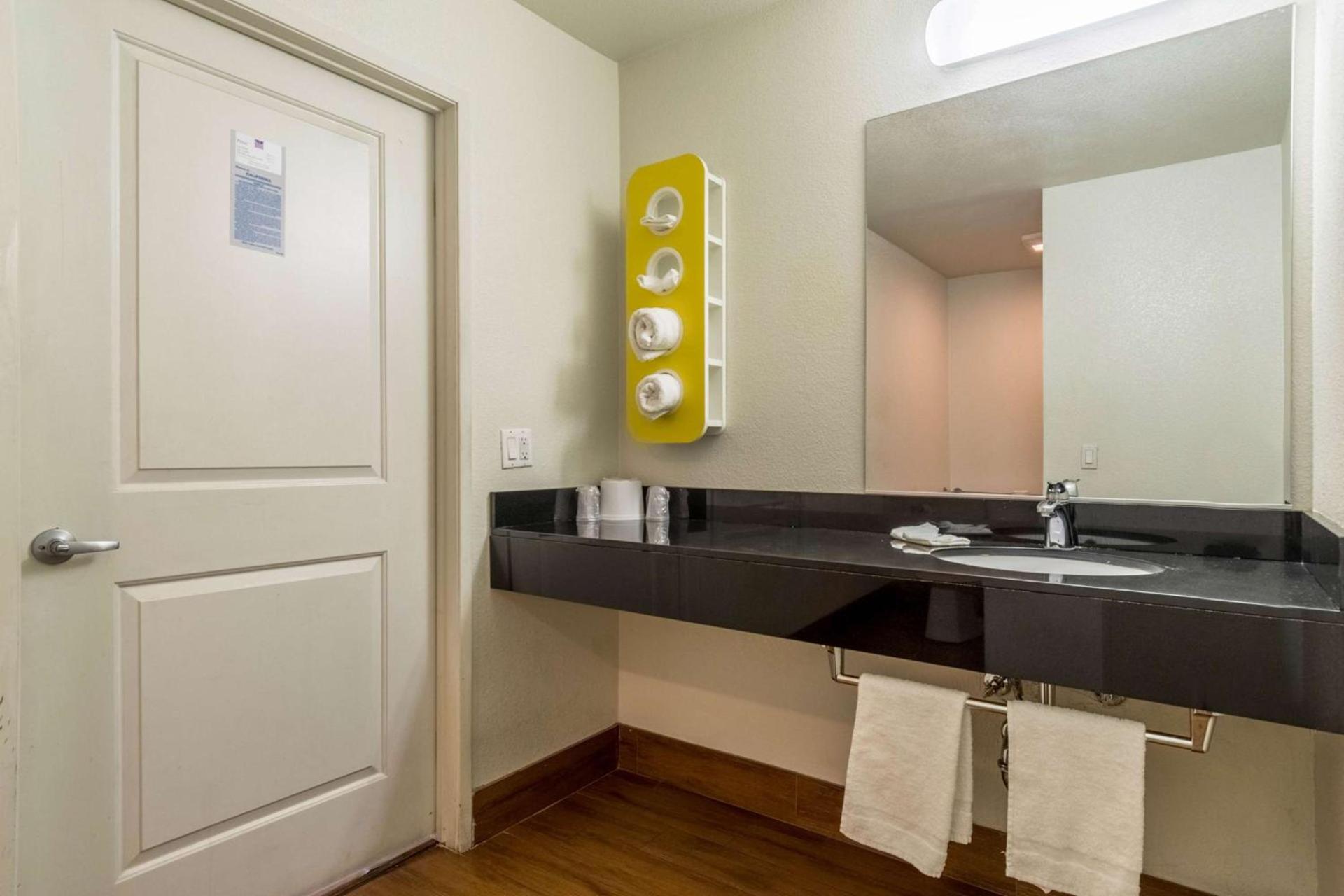 Motel 6-Redlands, CA photo 22