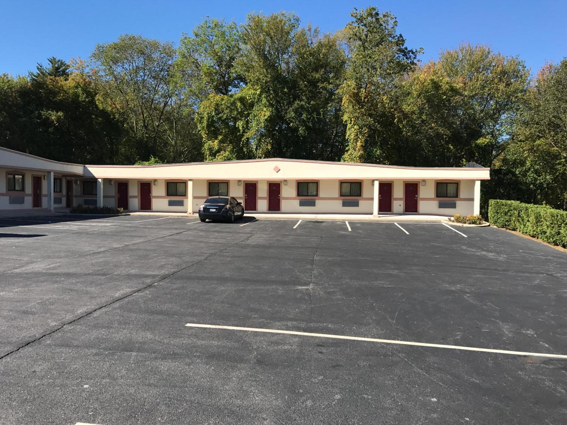 Skyview Motor Inn photo 3