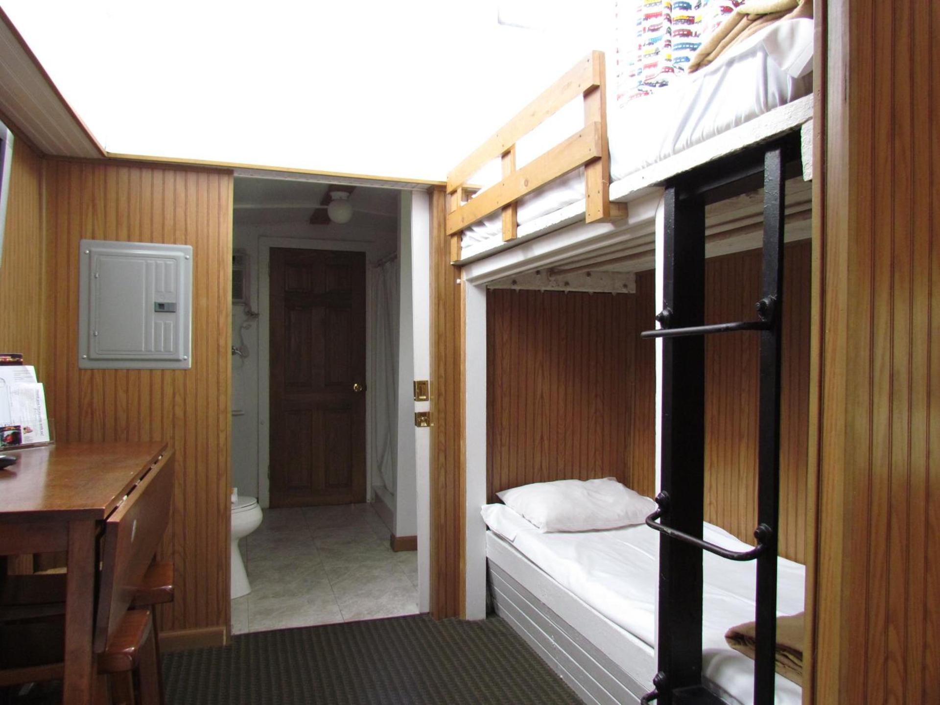 Red Caboose Motel & Restaurant photo 10