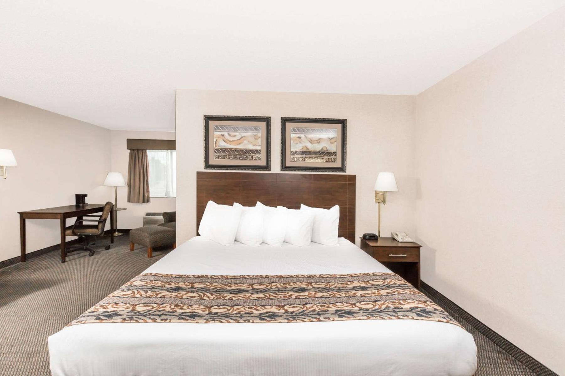 Baymont by Wyndham LeMars photo 5
