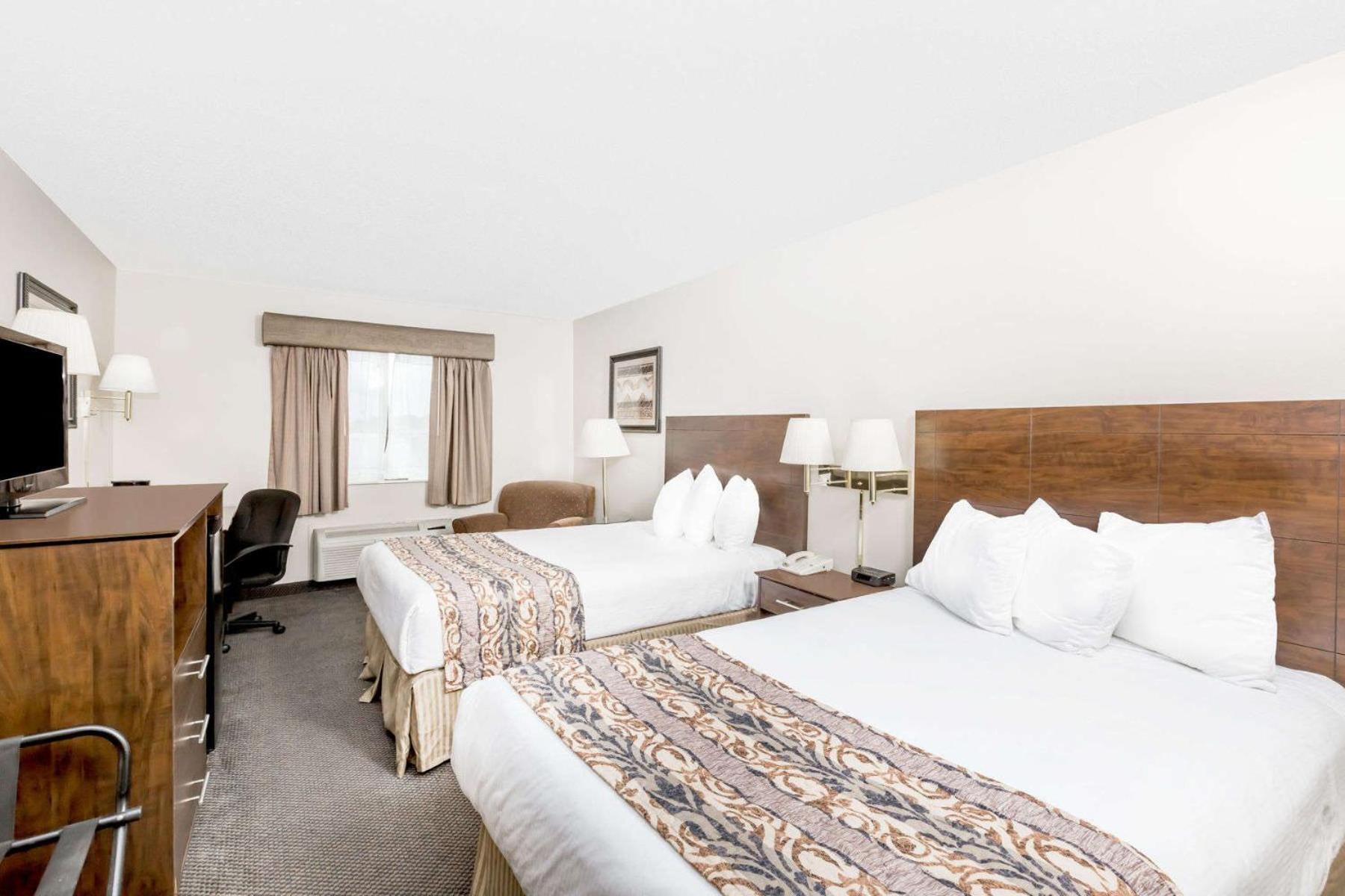 Baymont by Wyndham LeMars photo 7
