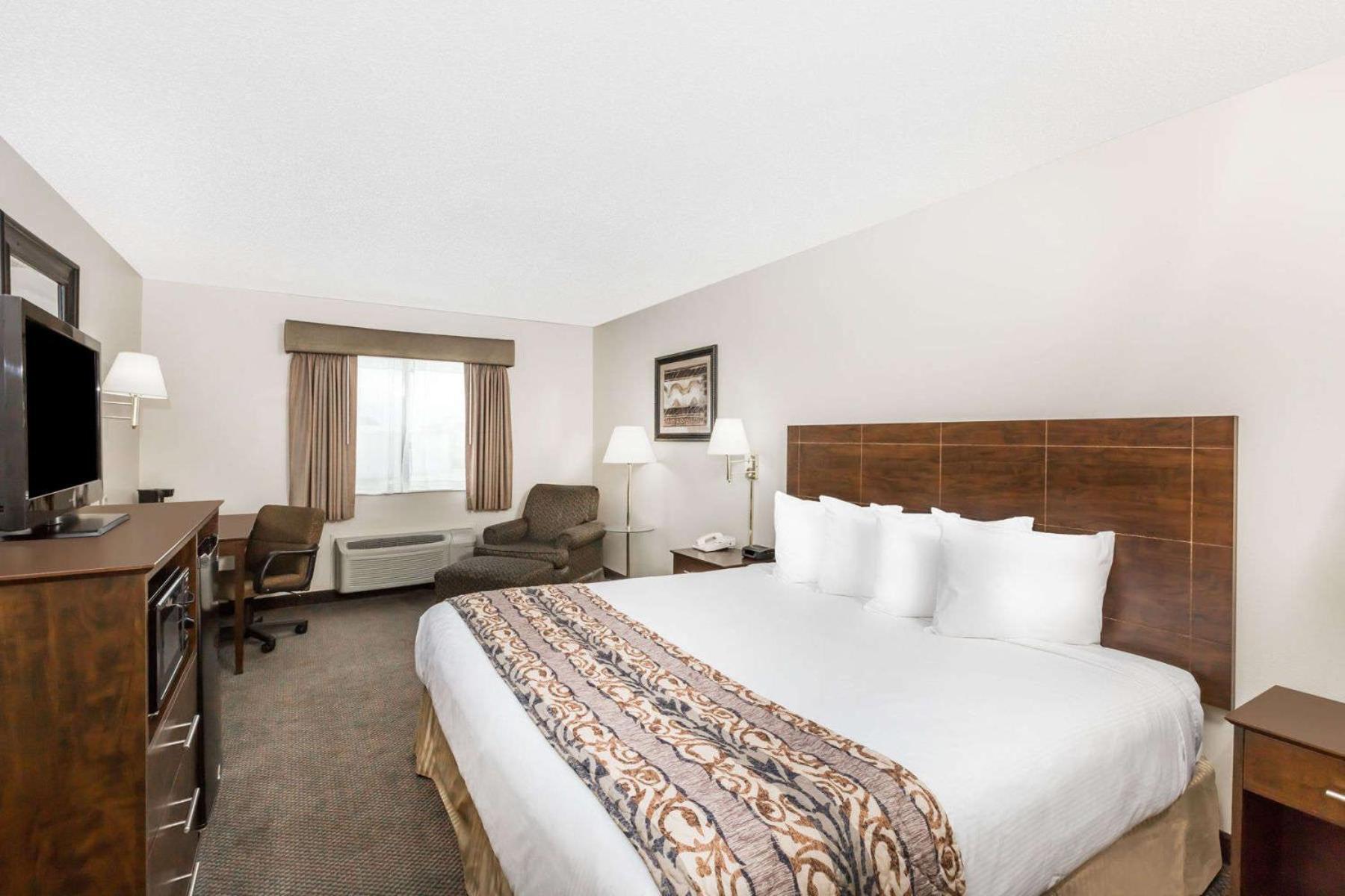 Baymont by Wyndham LeMars photo 2