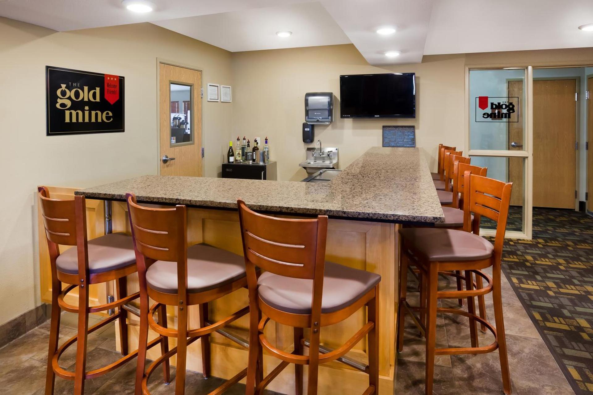 AmericInn by Wyndham Hawley photo 28