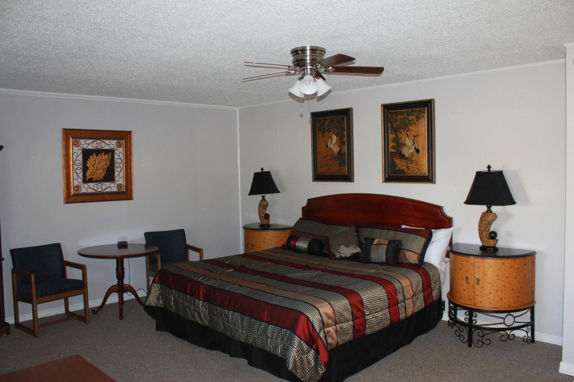 Brydan Suites photo 47