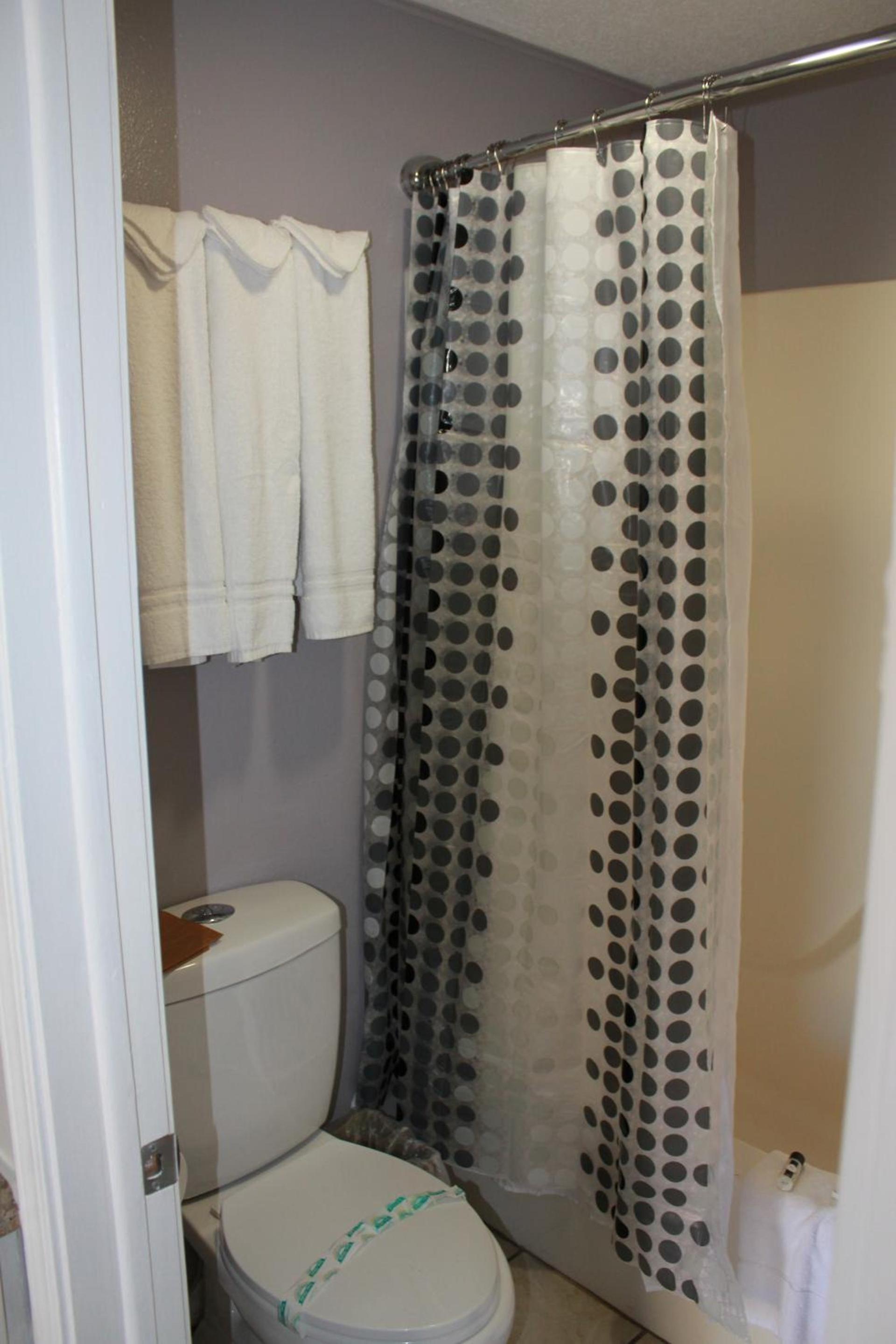 Brydan Suites photo 45