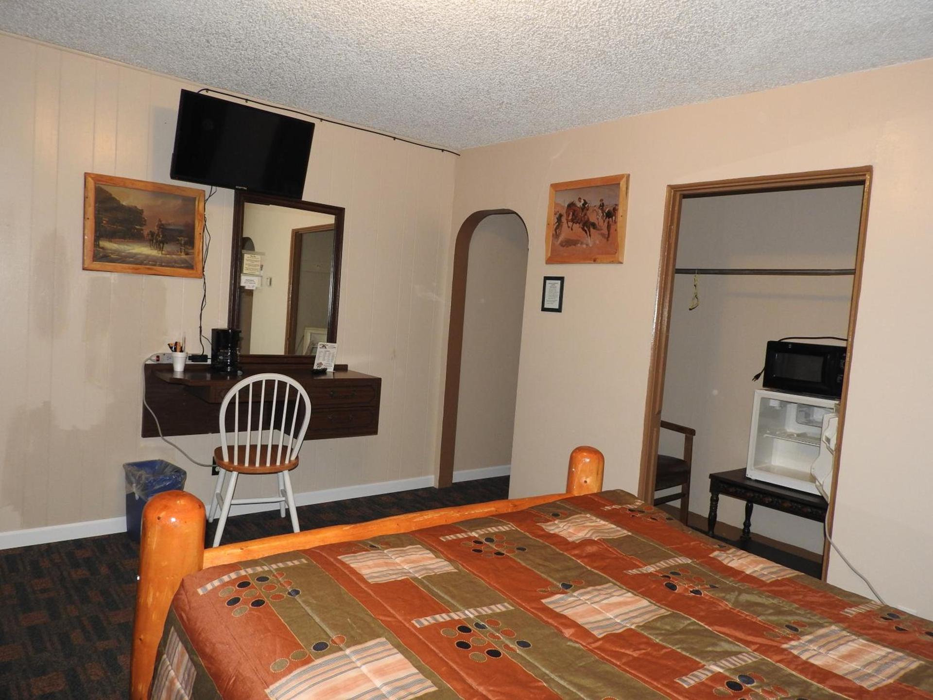 Rainbow Motel photo 30