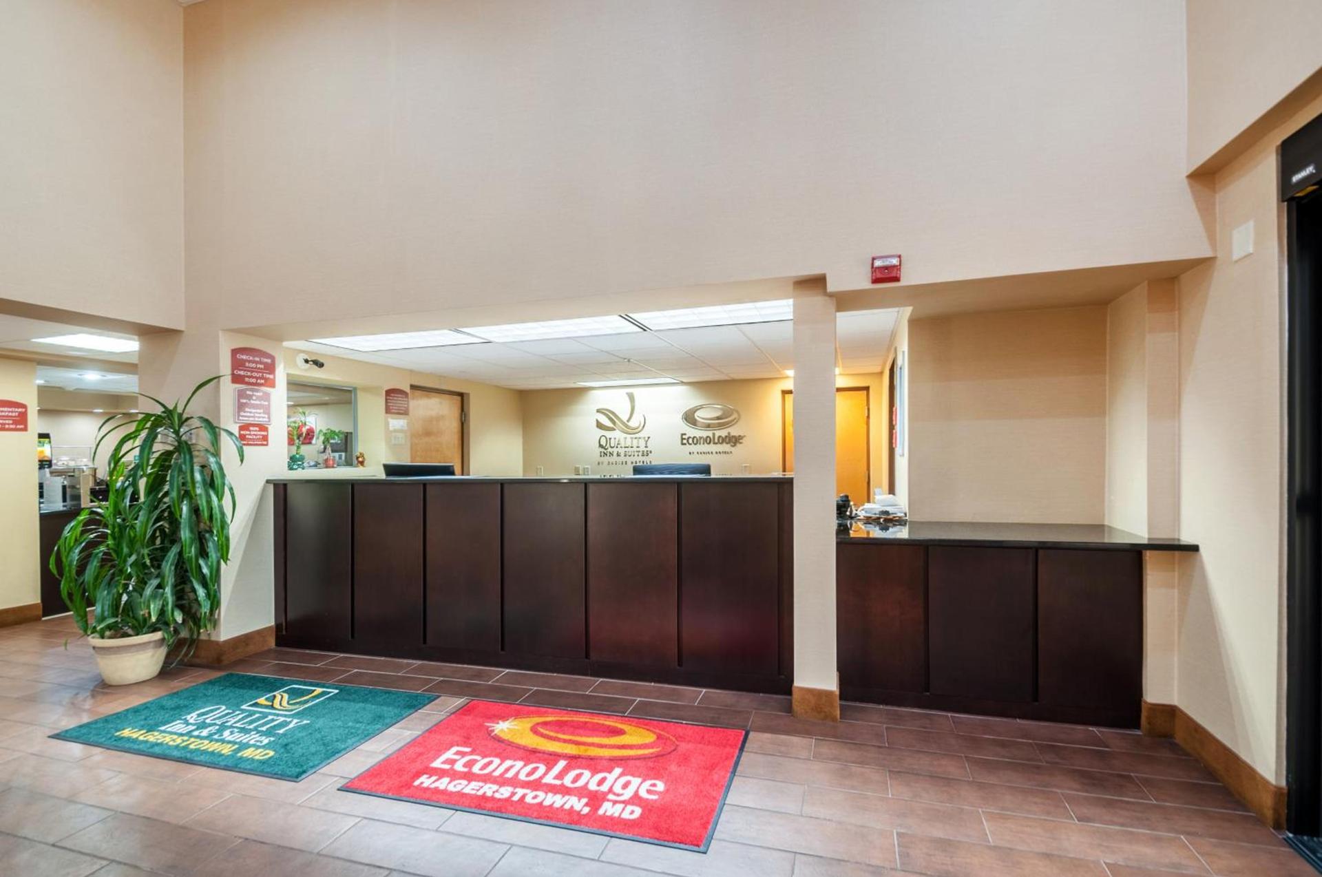 Econo Lodge Hagerstown photo 4