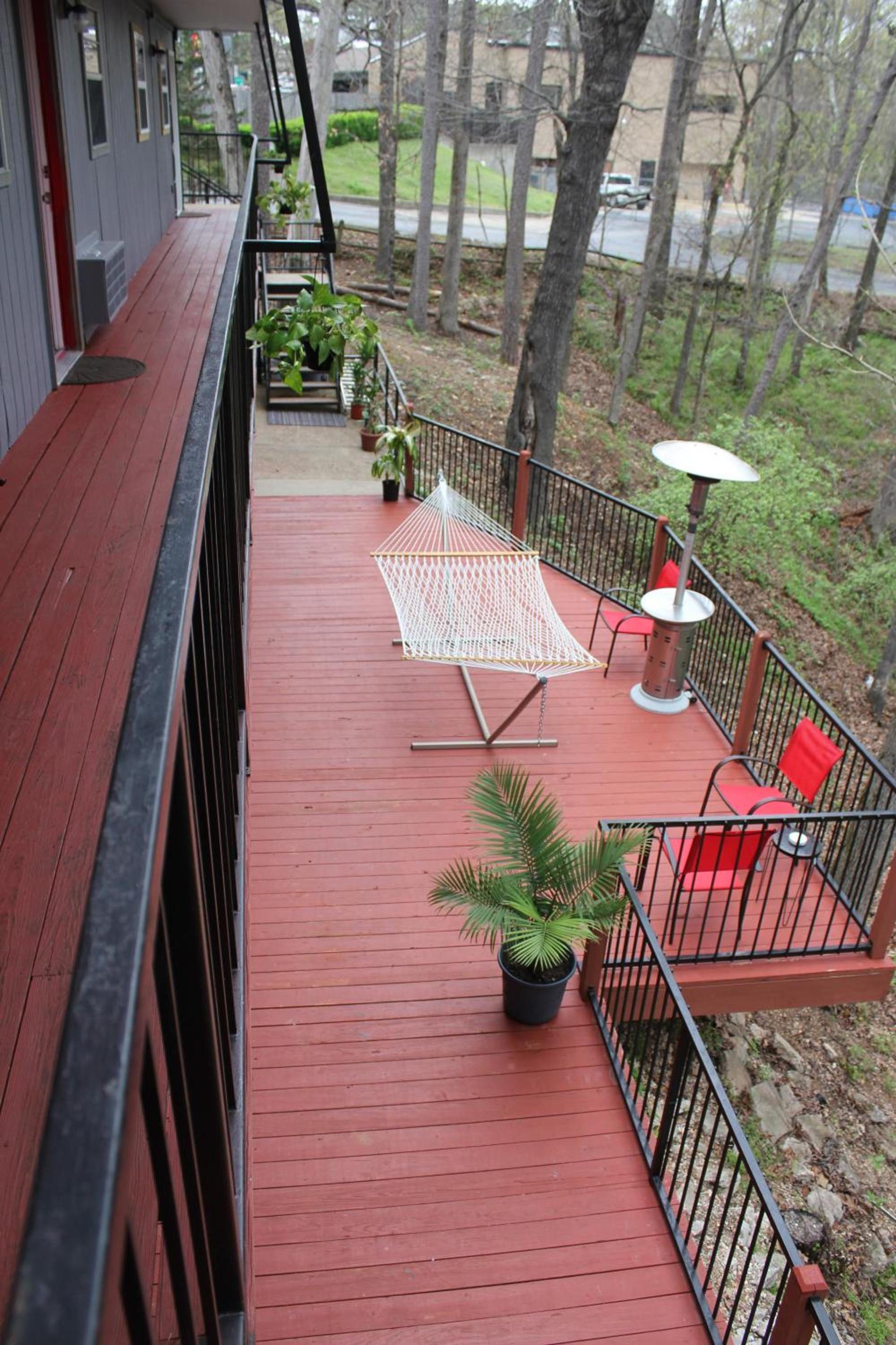 Brydan Suites photo 37