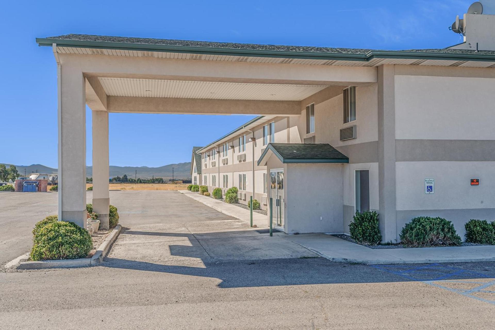 Motel 6-Beaver, UT photo 29