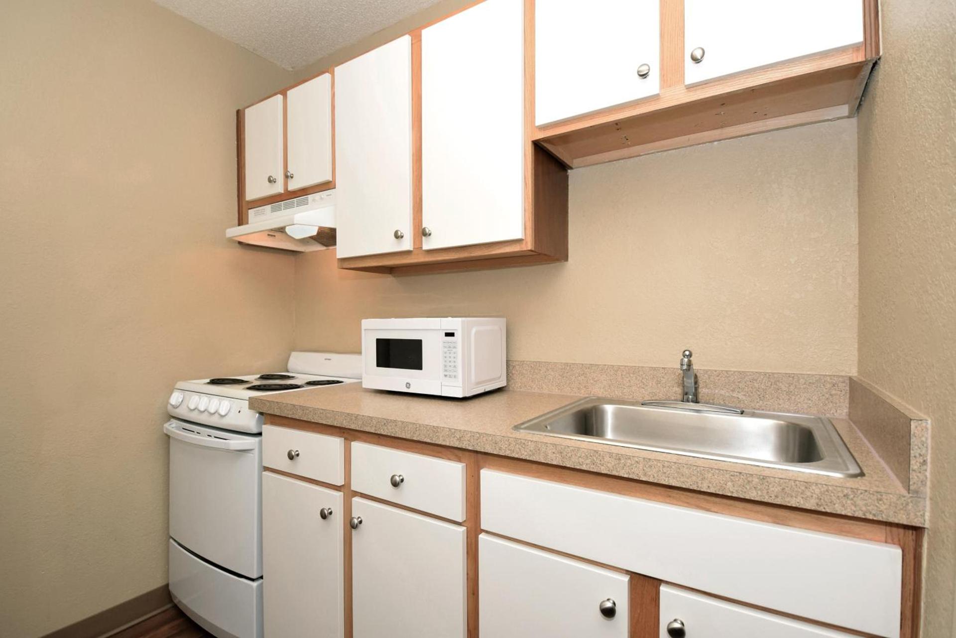 HomeStay Suites photo 4
