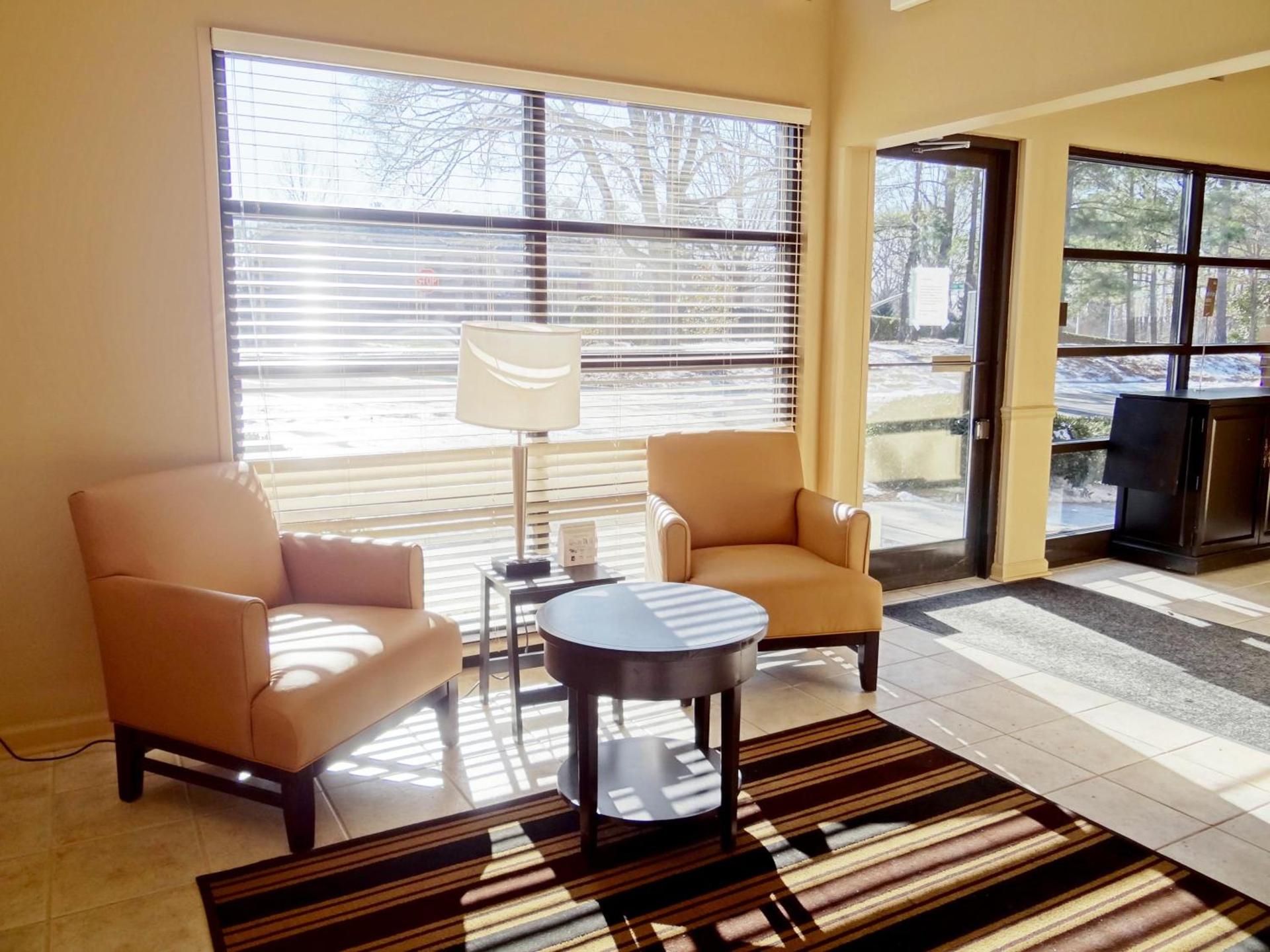 Suburban Studios Cary - RDU Airport photo 39