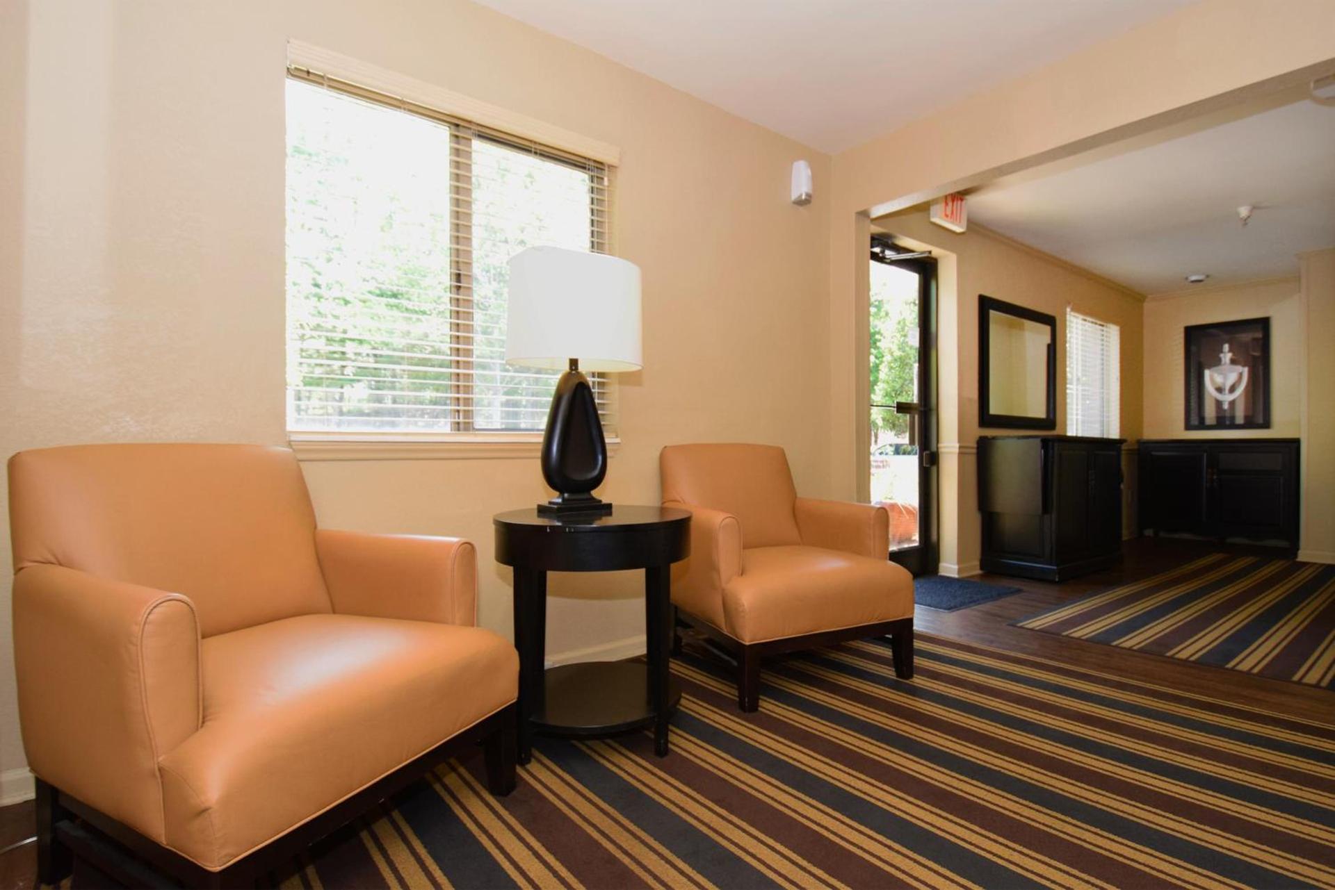 Studio 6 Suites Jackson Ridgeland MS photo 37