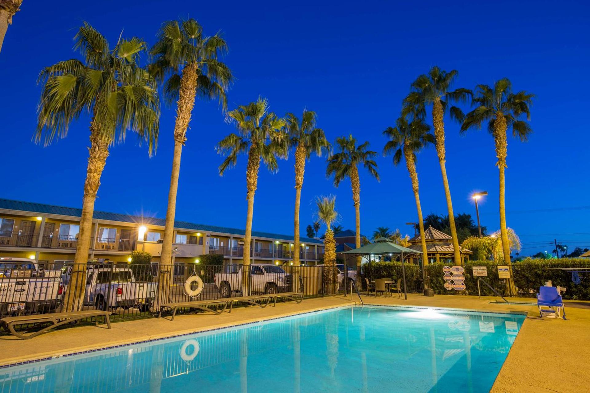 Brawley Inn photo 4