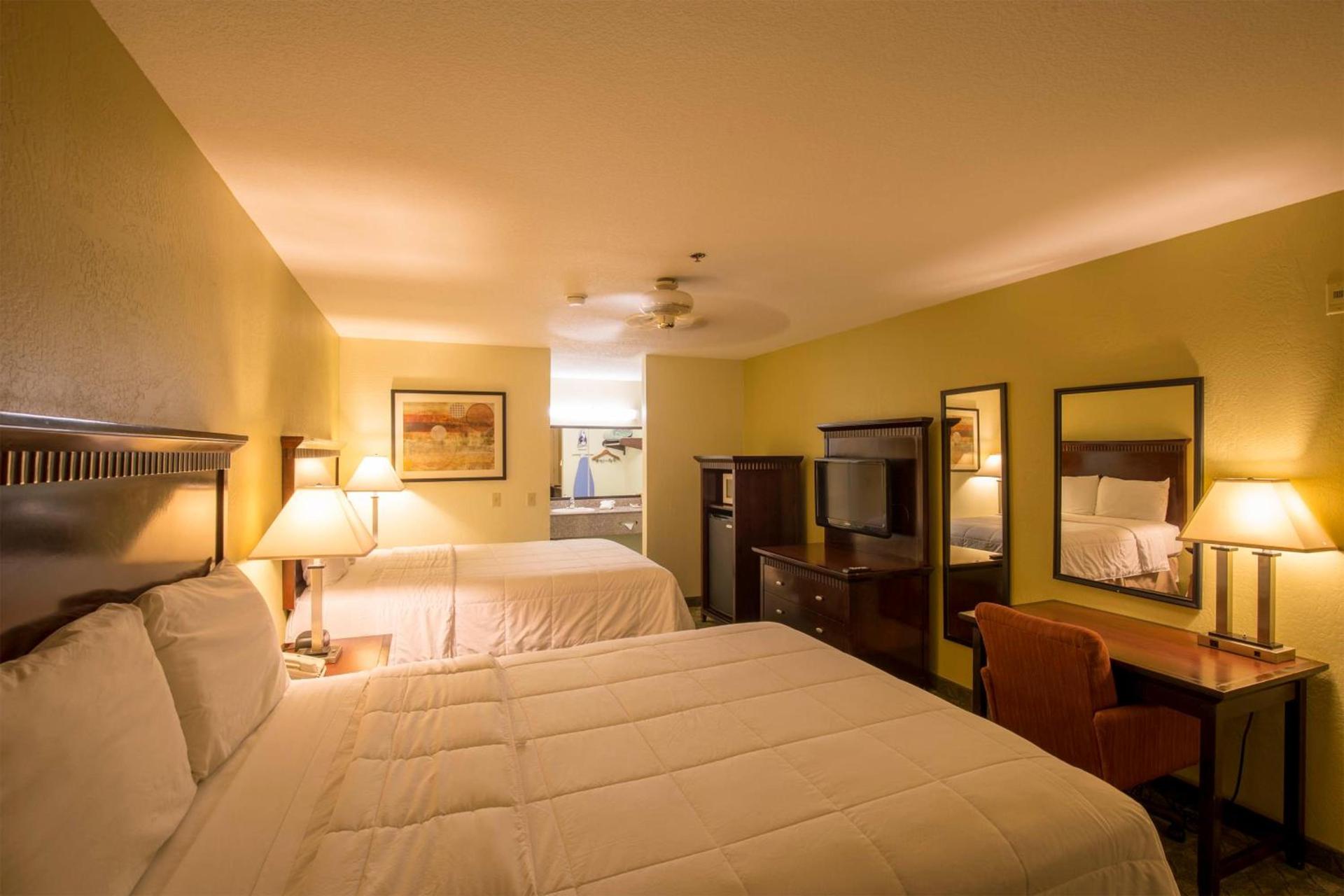 Brawley Inn photo 9